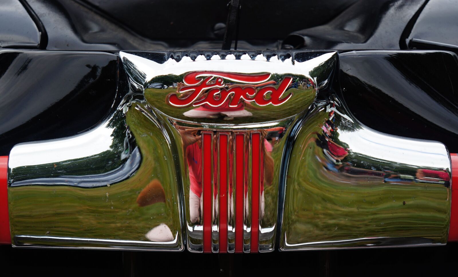 Sony Alpha NEX-5N sample photo. Ford, front end, antique photography