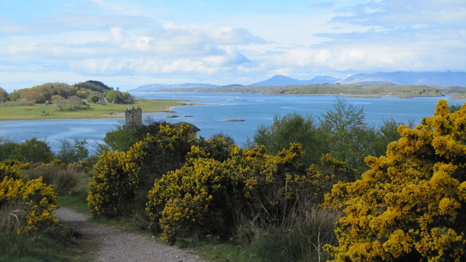 Canon PowerShot SD780 IS (Digital IXUS 100 IS / IXY Digital 210 IS) sample photo. Scotland, nature, landscape photography