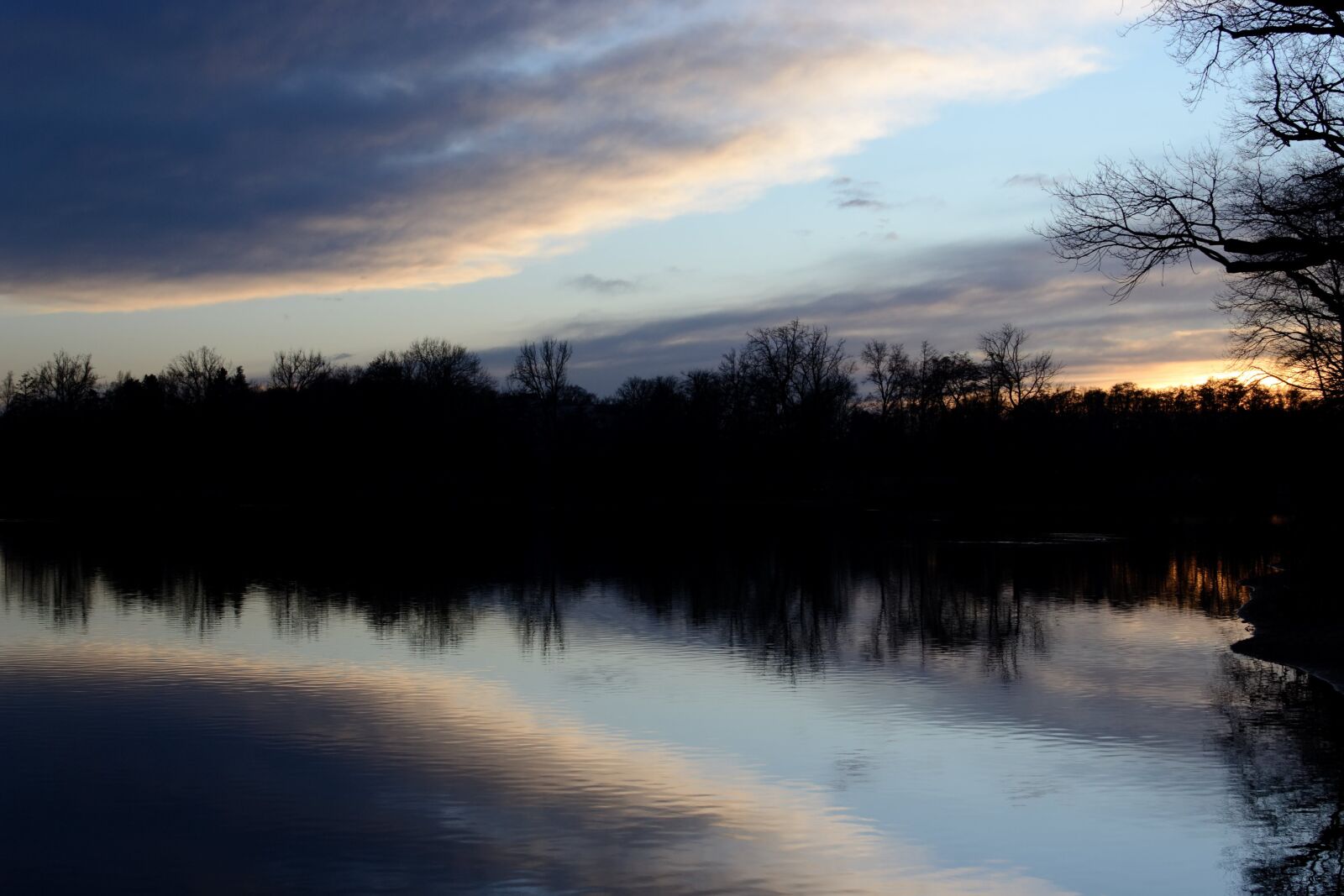 Nikon D3100 sample photo. Dusk, sunset, waters photography