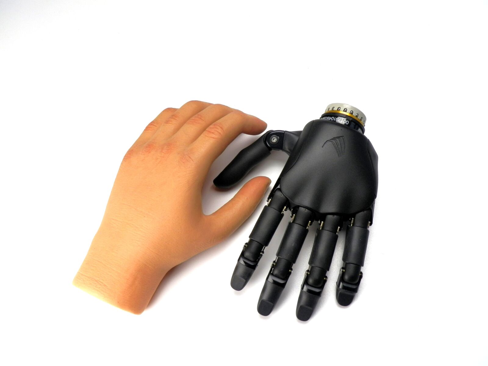 Olympus SP-610UZ sample photo. Hand prosthesis, robot, humanoid photography