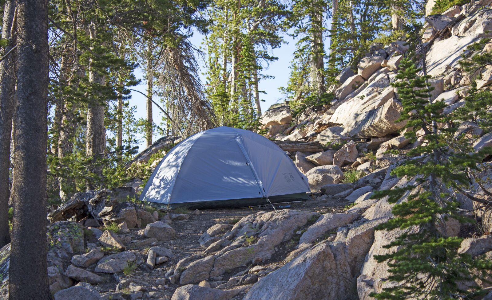 Canon EOS 600D (Rebel EOS T3i / EOS Kiss X5) sample photo. Tent, backpacking, camping photography