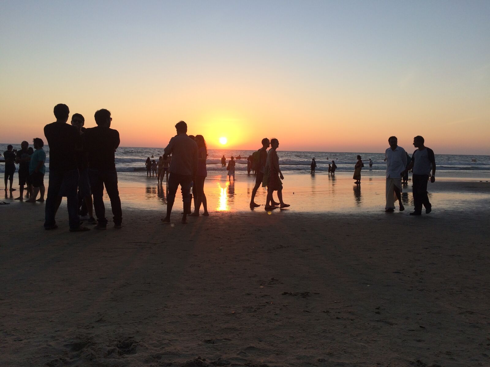 Apple iPhone 5s sample photo. Sunset, beach, sea photography