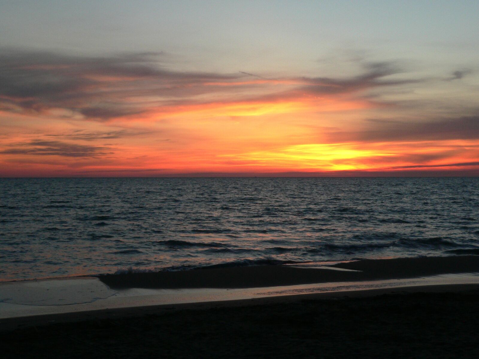 Panasonic DMC-FZ20 sample photo. Sunset, sea, sunset colors photography