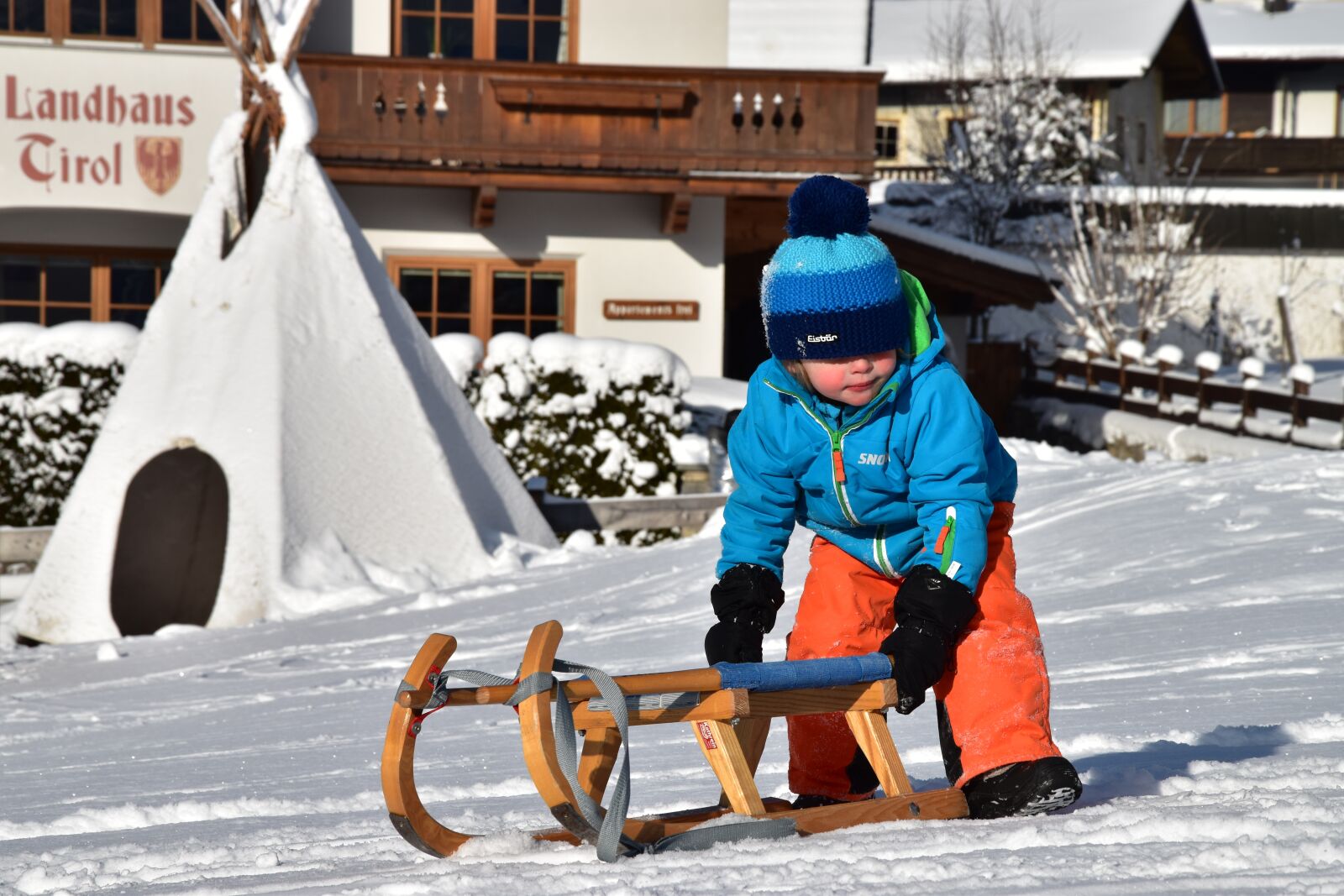 Nikon D5500 sample photo. Tobogganing, children, winter photography