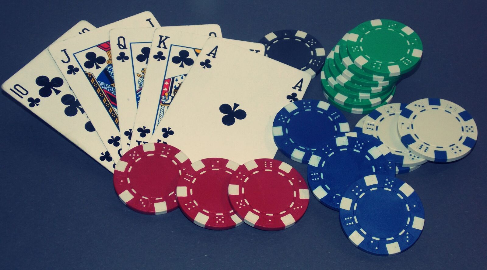 Nikon Coolpix L810 sample photo. Poker, royal flush, card photography