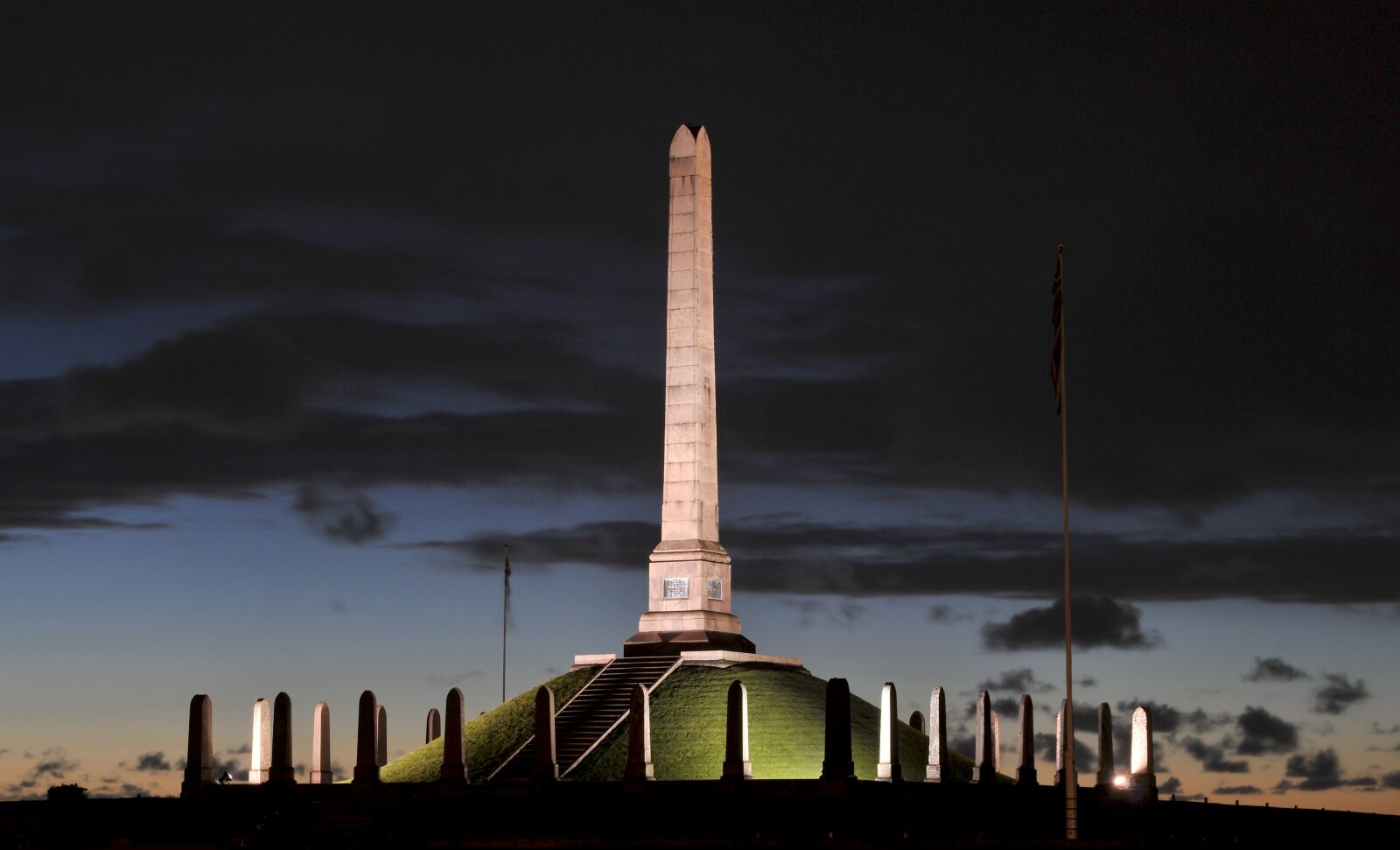Nikon D300 sample photo. Monument, haraldshaugen, haugesund photography