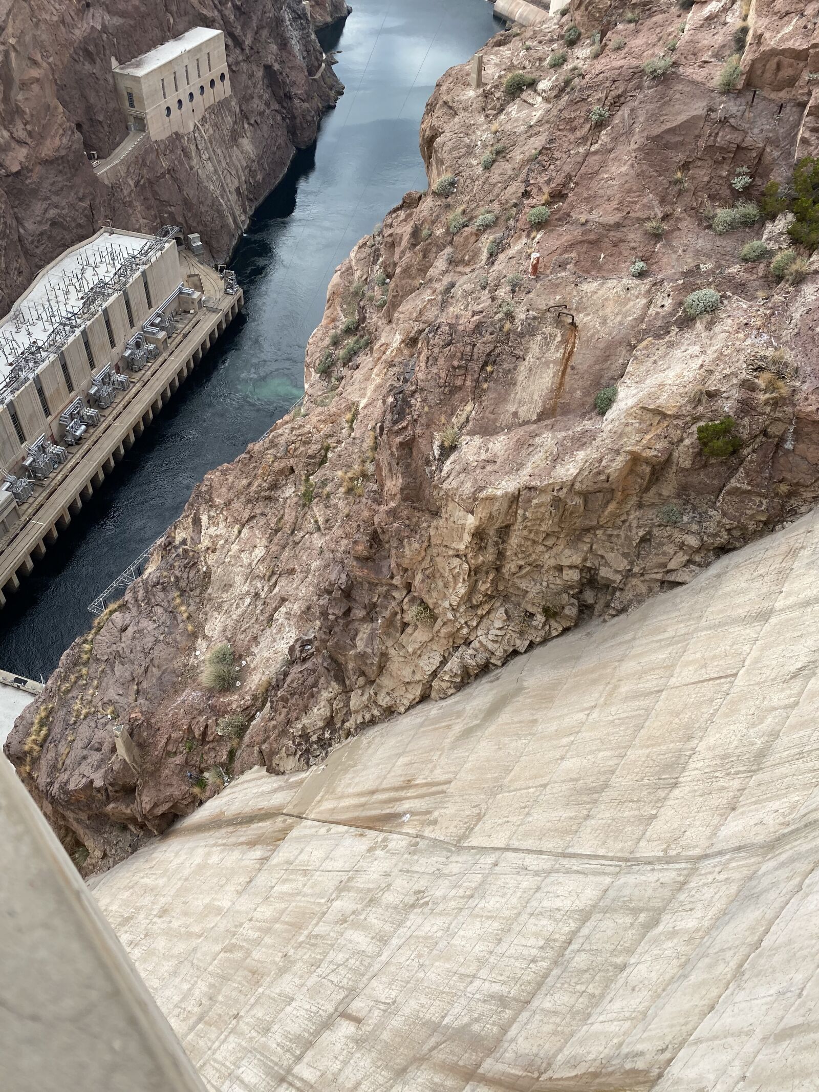 Apple iPhone 11 sample photo. Hoover dam, famous, bridge photography