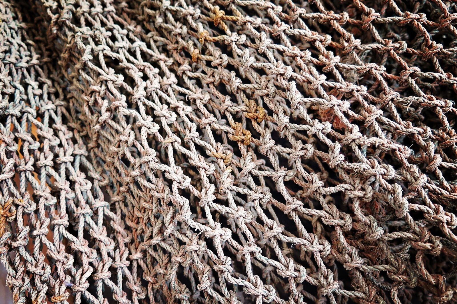 Canon PowerShot G16 sample photo. Net, rope, hammock photography
