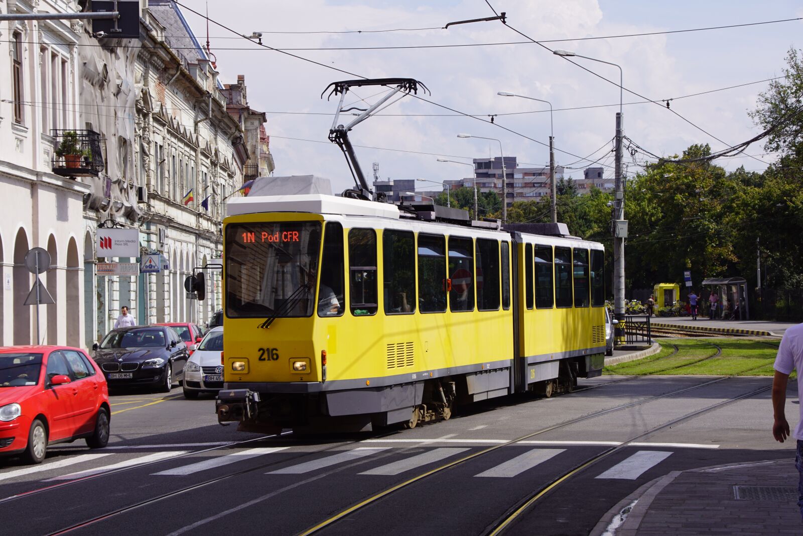 Sony DT 18-200mm F3.5-6.3 sample photo. Tram, romania, city photography