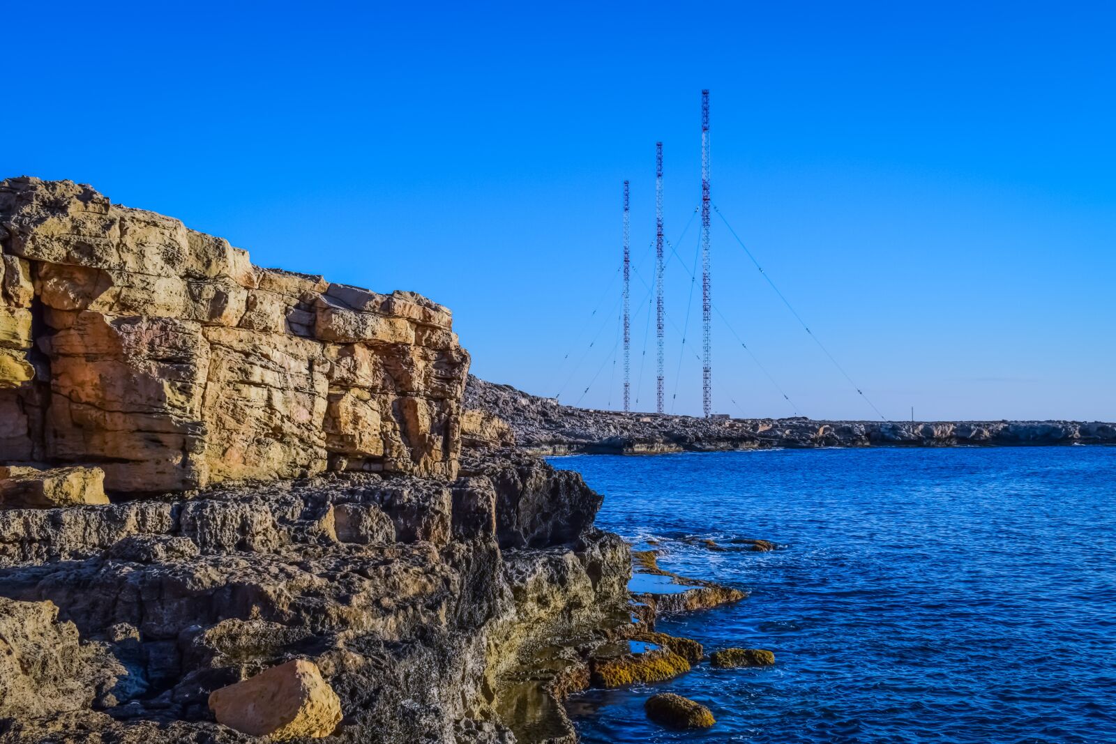 Nikon D3300 sample photo. Cliff, rocky coast, coastline photography