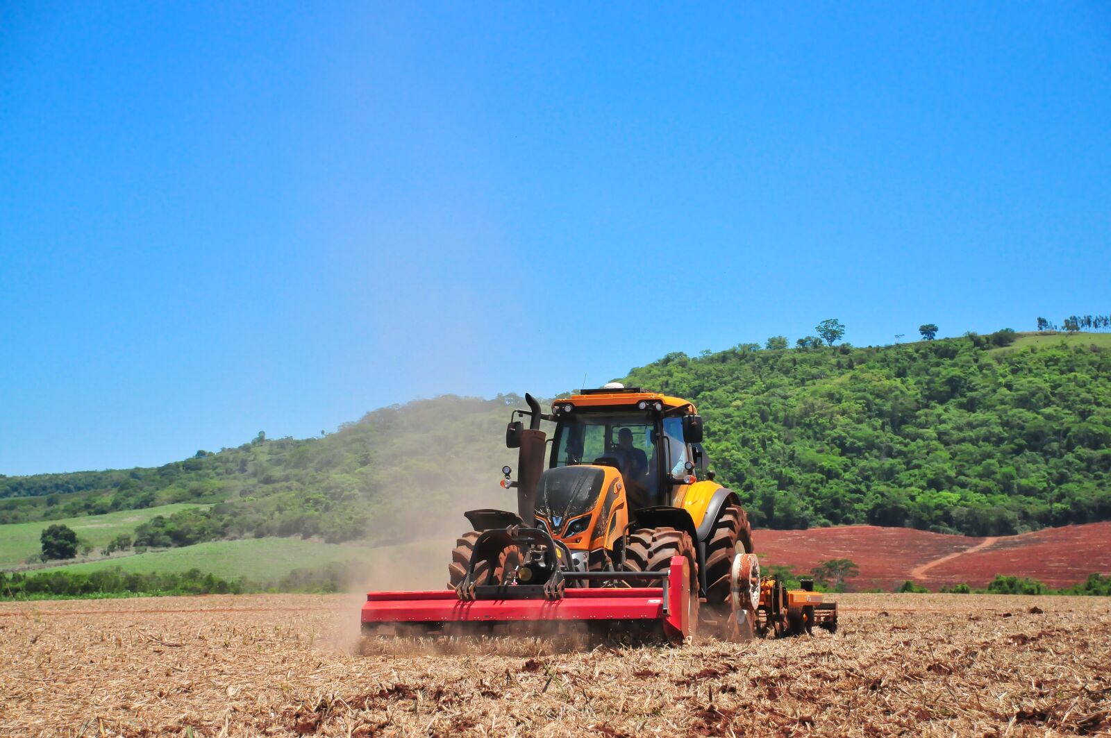 Nikon D300 sample photo. Tractor, cana, agriculture photography
