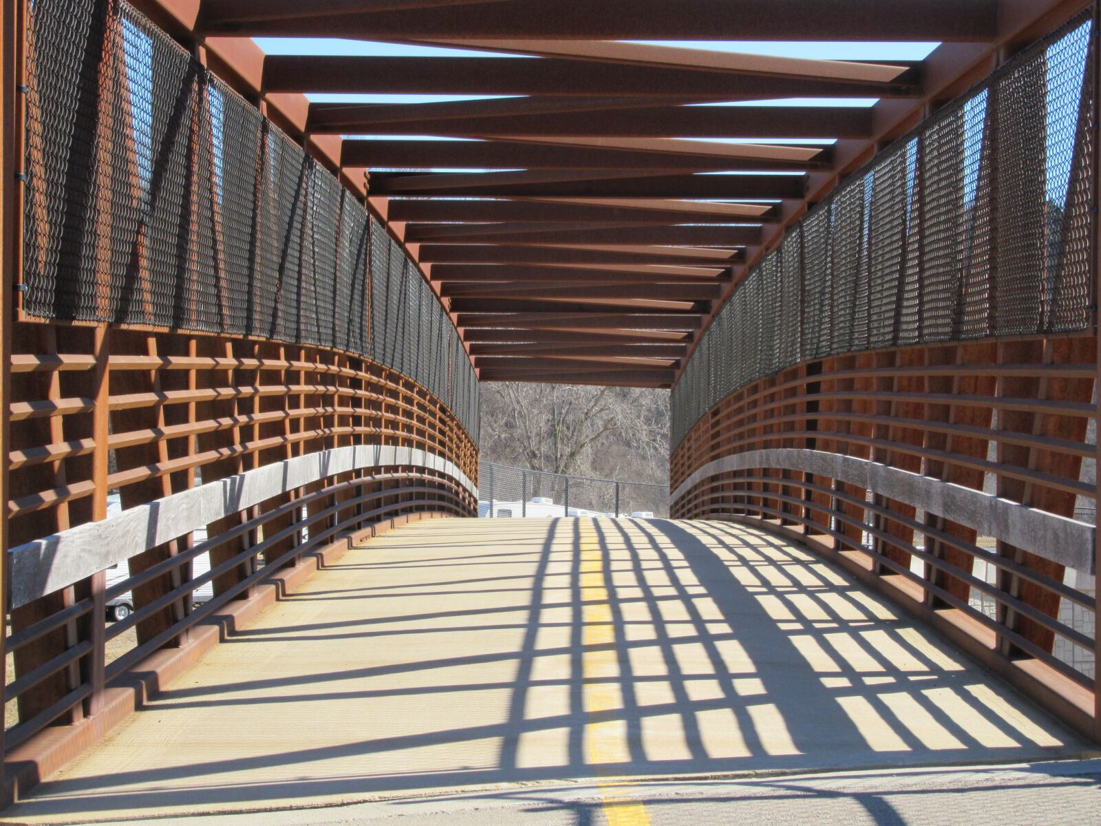 Canon PowerShot SX610 HS sample photo. Bridge, tunnel, architecture photography