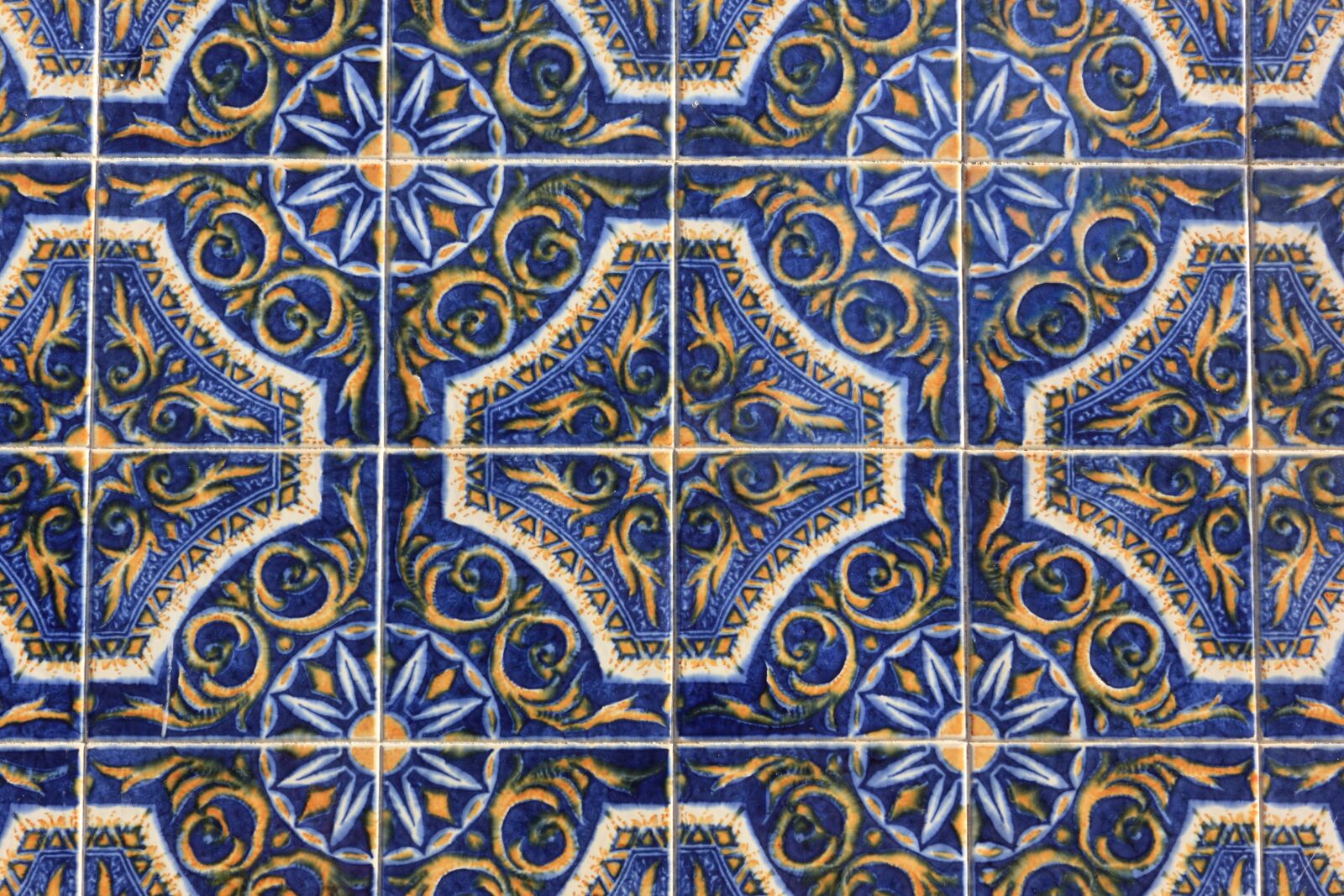 Canon EOS 550D (EOS Rebel T2i / EOS Kiss X4) sample photo. Portugal, tiles, ceramic photography
