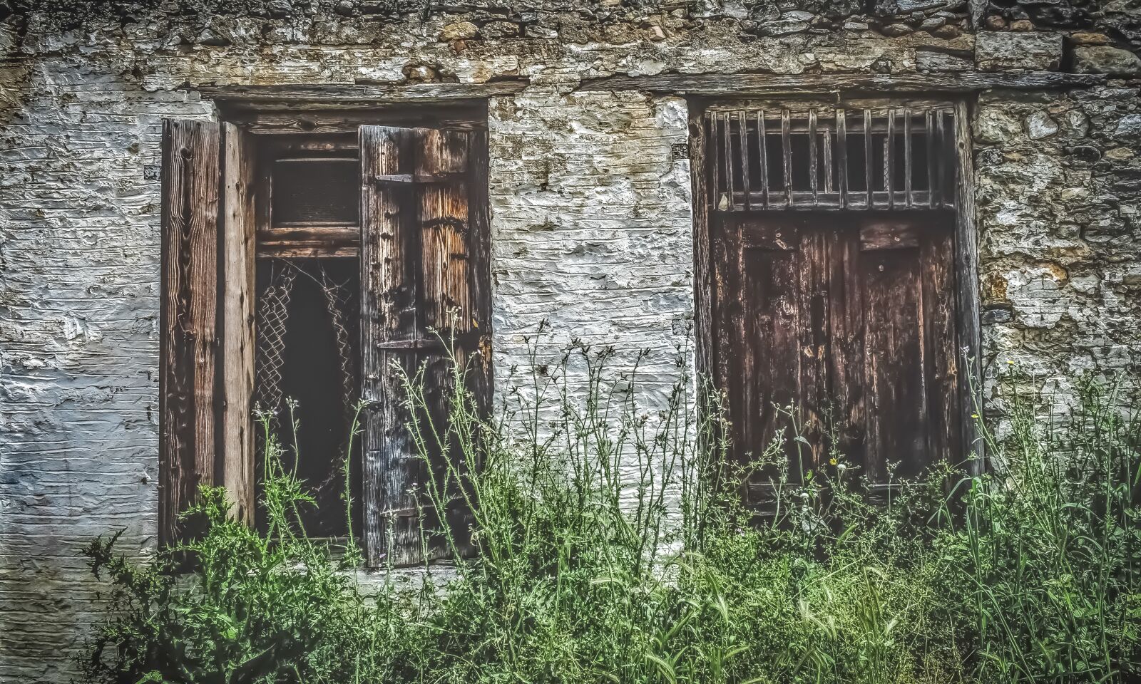 Nikon D3300 sample photo. Old house, facade, architecture photography