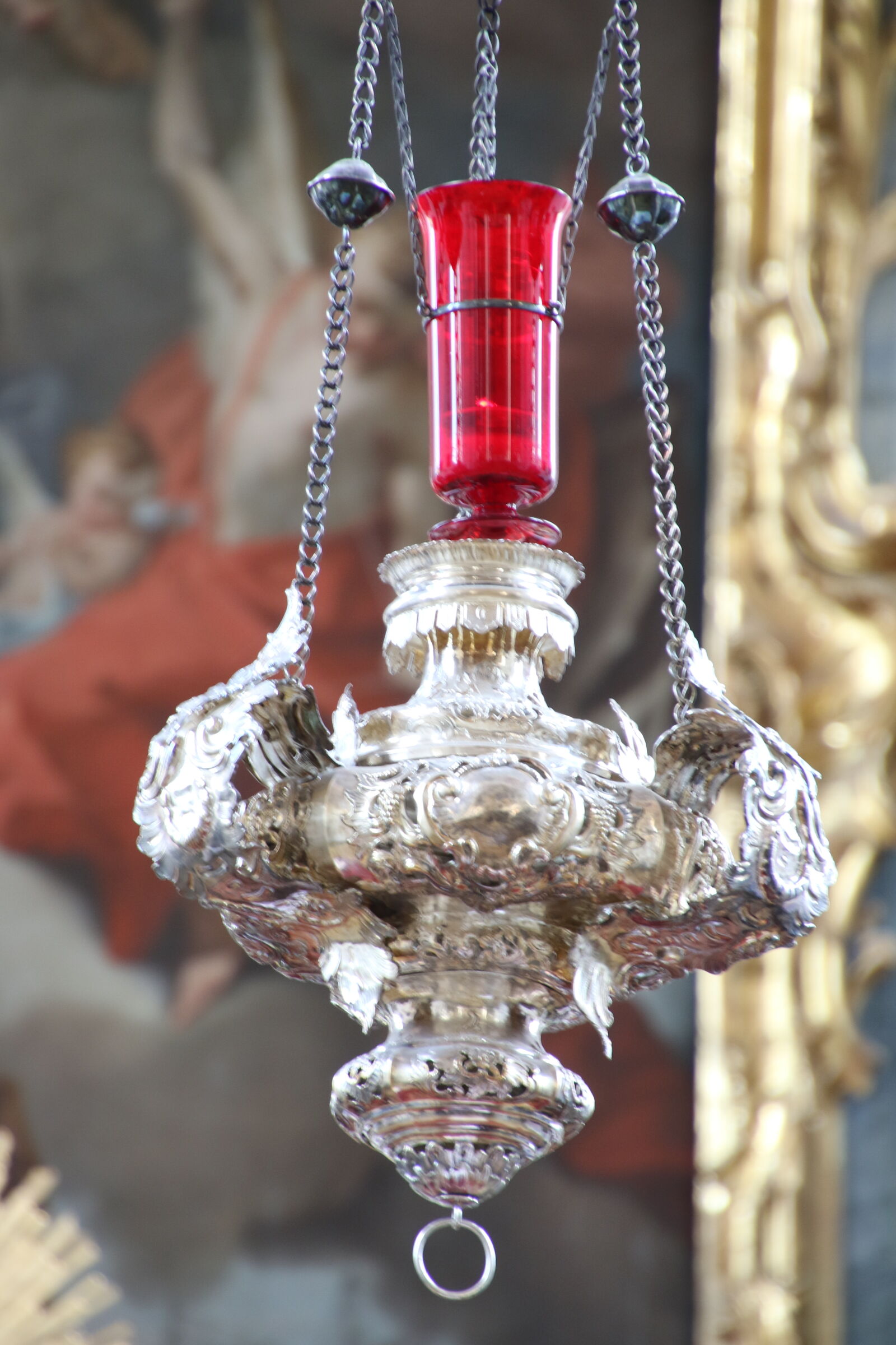Canon EOS 7D Mark II sample photo. Cathedral, chandelier, church, church photography