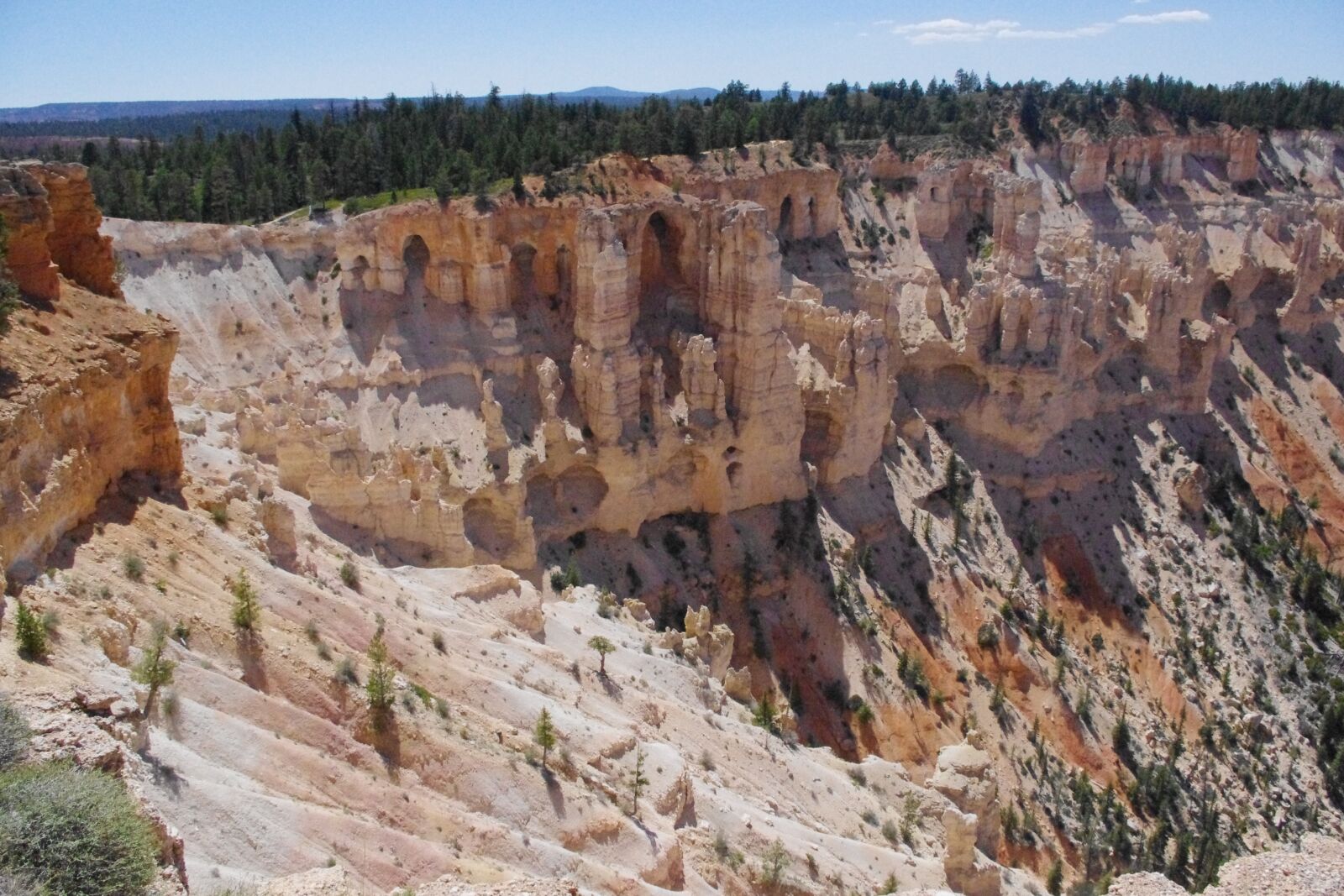 Pentax K-x sample photo. Cliffs, geology, ledge photography