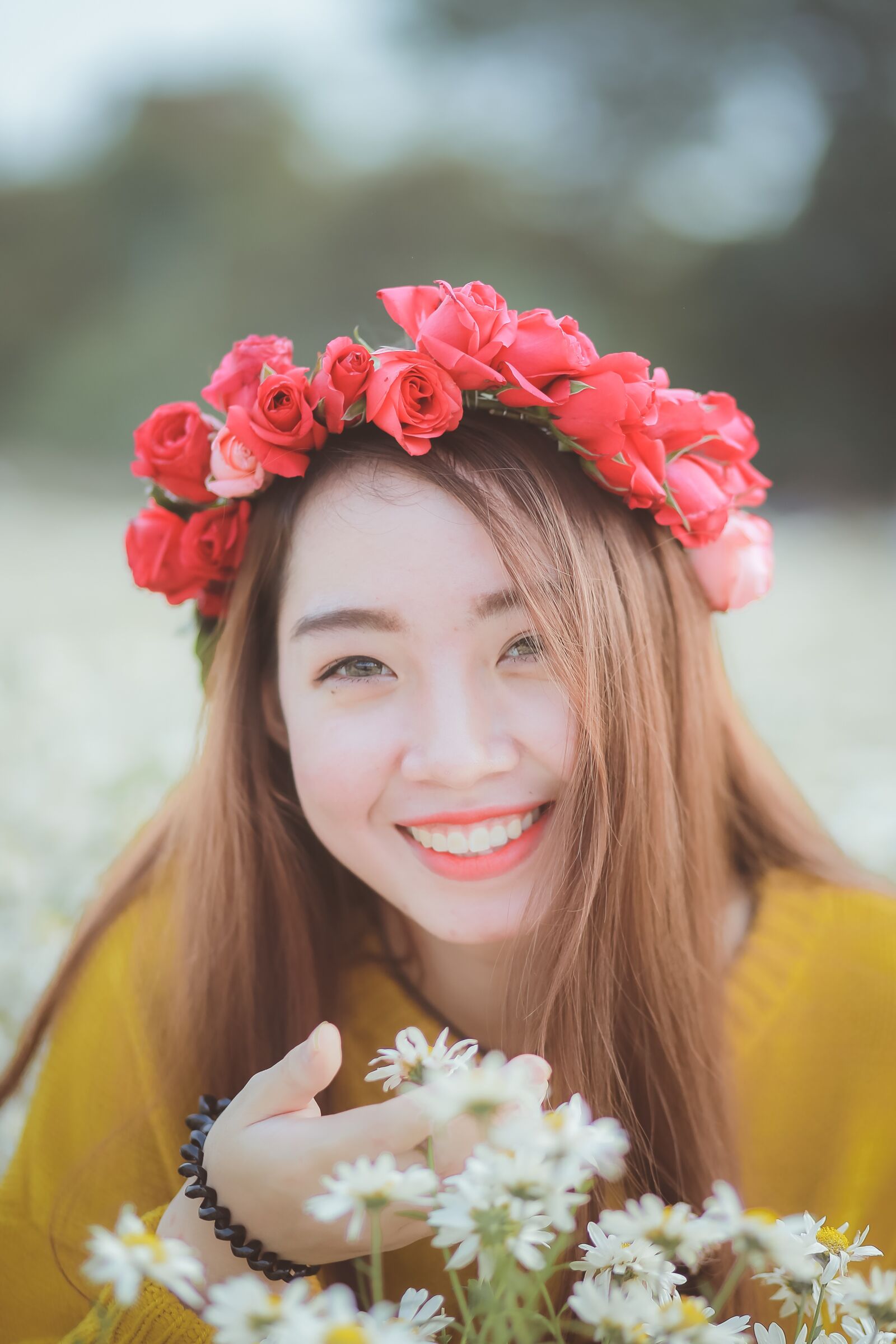 Canon EOS 6D sample photo. Vietnamese, girl, daisy photography