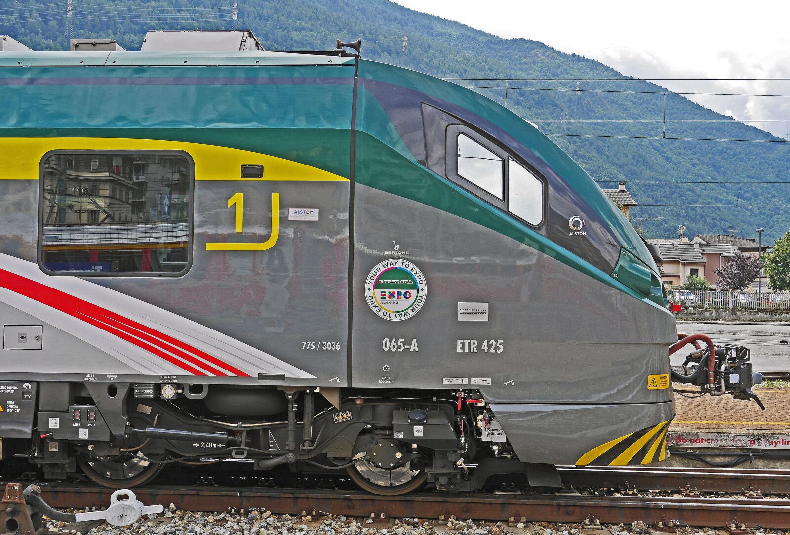 Panasonic Lumix DMC-GH3 sample photo. Drive head, railway, regional photography