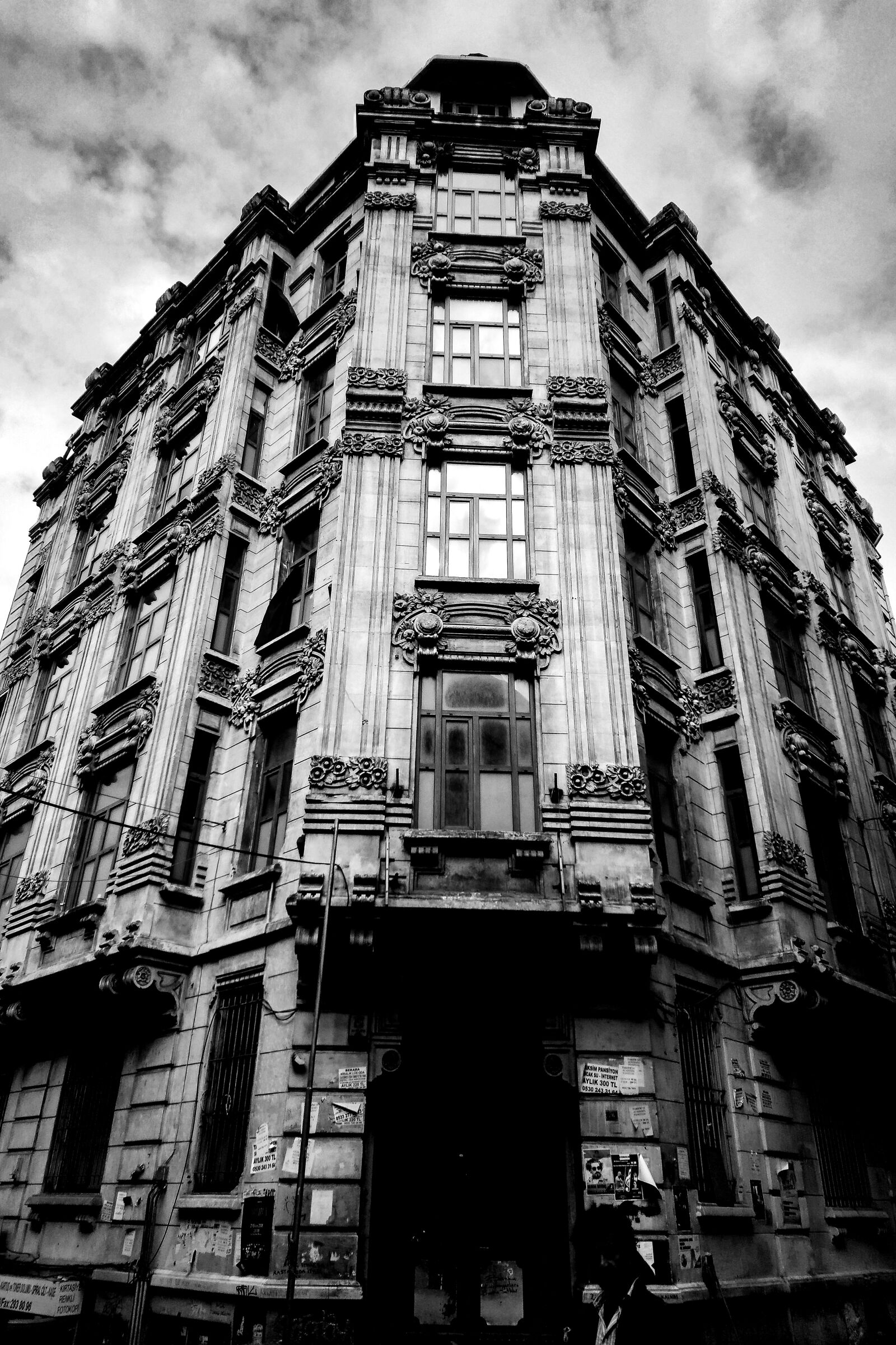 Sony Xperia XA1 Ultra sample photo. Architecture, building, city photography