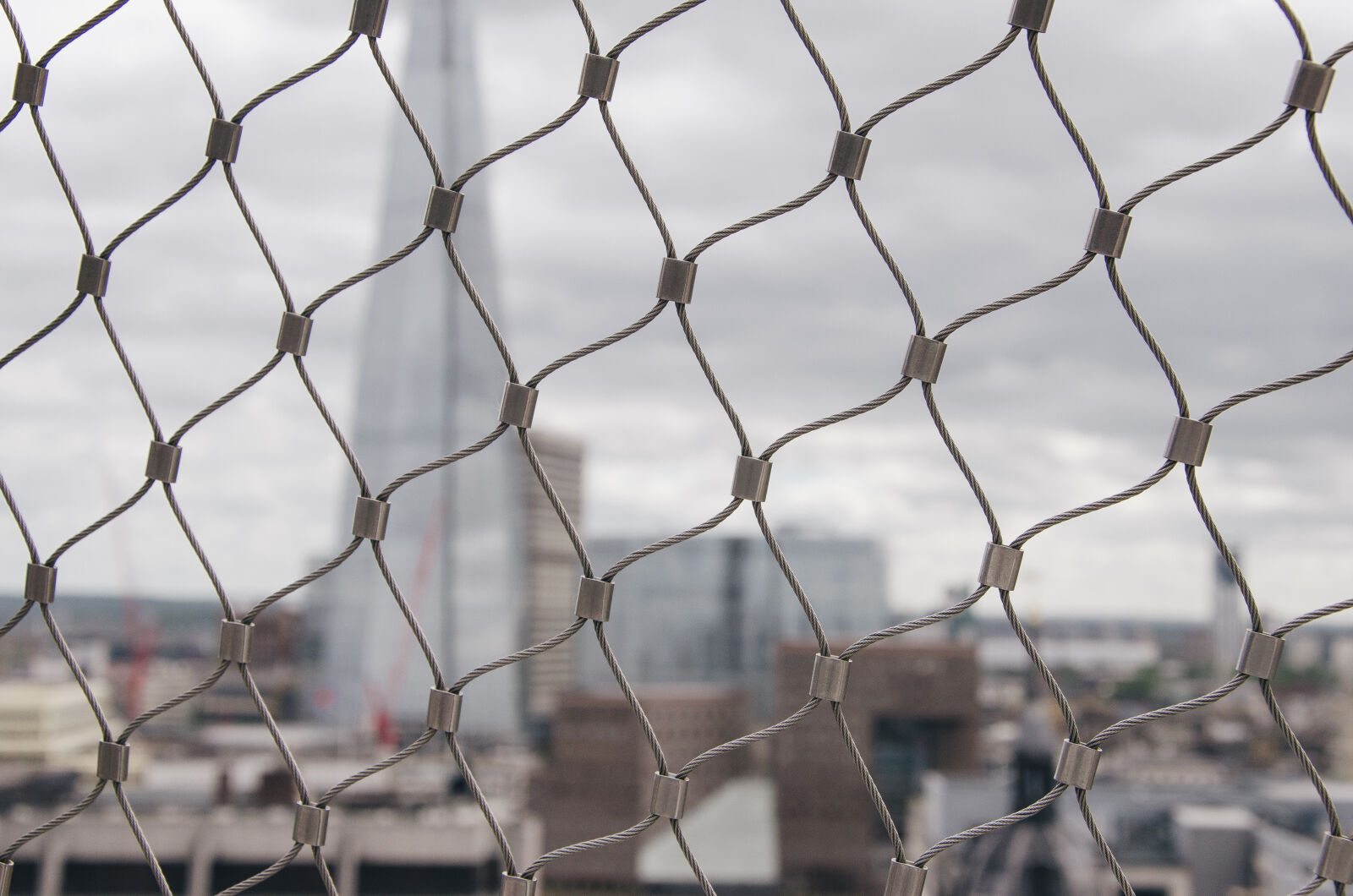 Nikon D5100 sample photo. City, fence, nyc photography