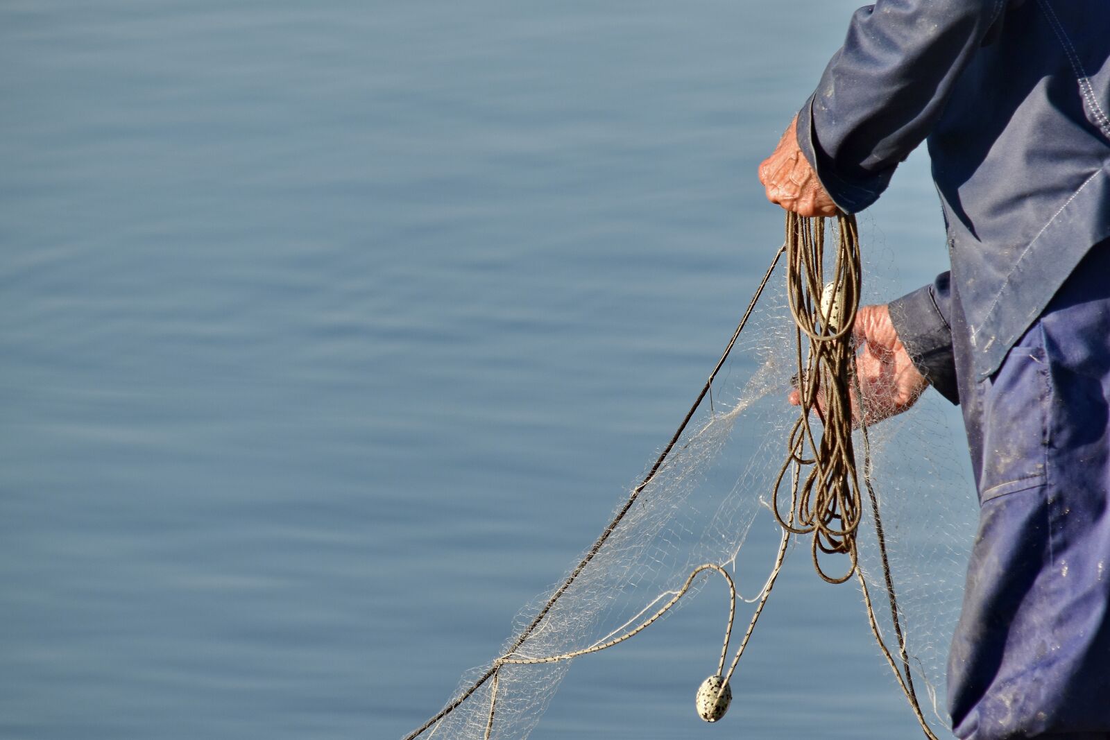 Nikon D5500 sample photo. Fishing, fishing gear, hands photography