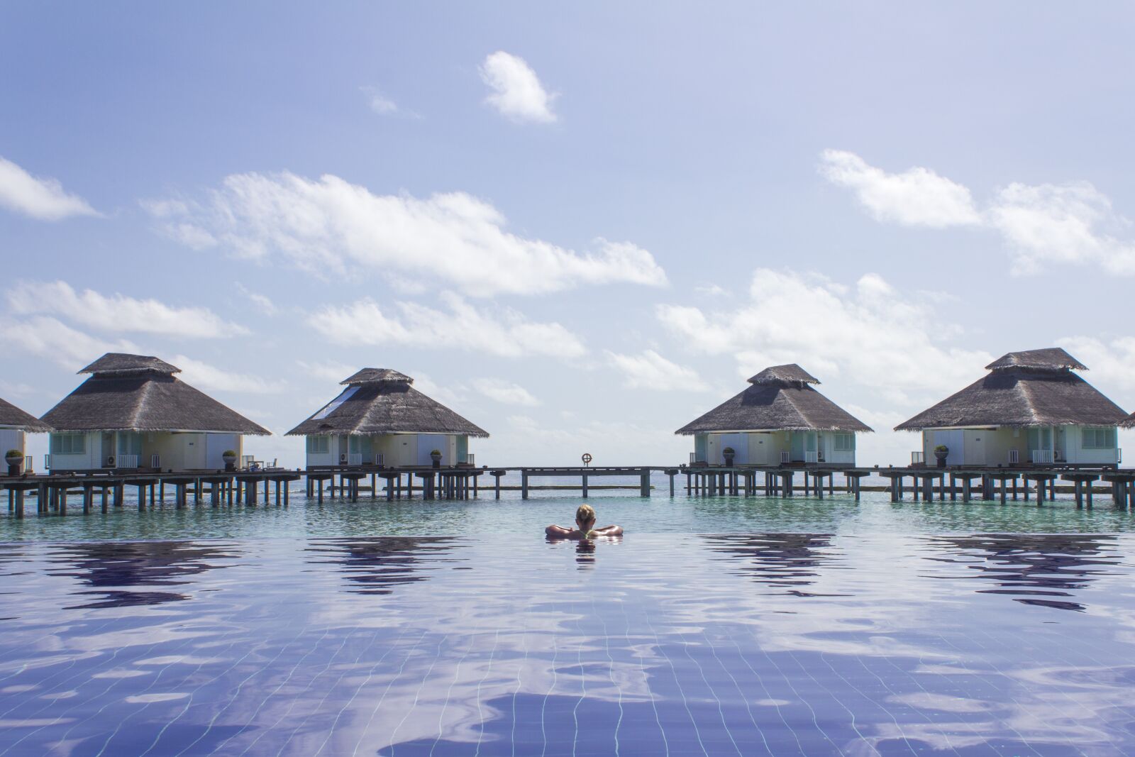 Canon EOS 600D (Rebel EOS T3i / EOS Kiss X5) sample photo. Baths, the maldives, person photography