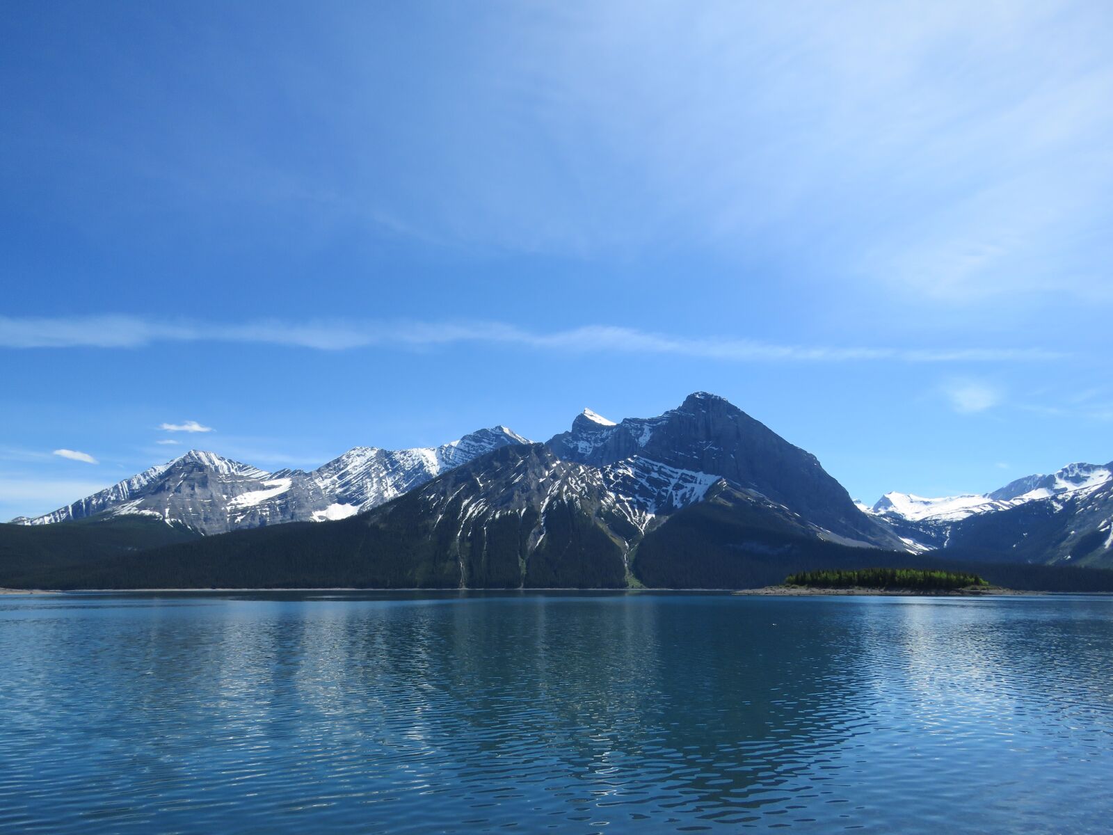 Canon PowerShot SX60 HS sample photo. Upper kananaskis lake, rocky photography