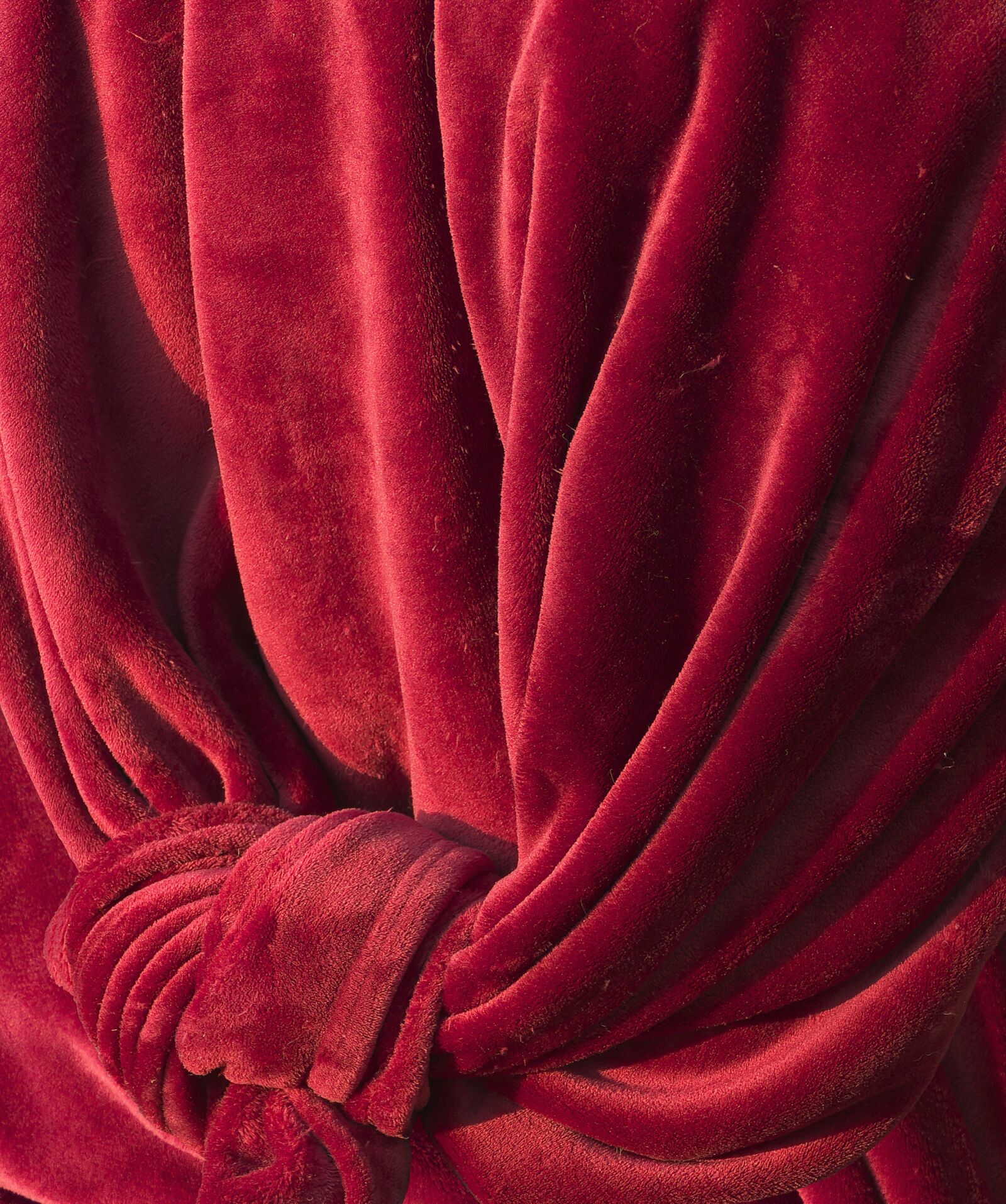 Panasonic Lumix DMC-FZ1000 sample photo. Curtain, fabric, textile photography
