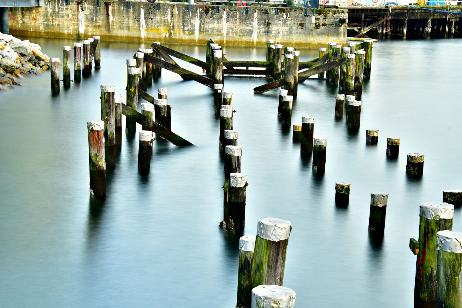 Nikon D7500 sample photo. Riverbank, silky water, still photography