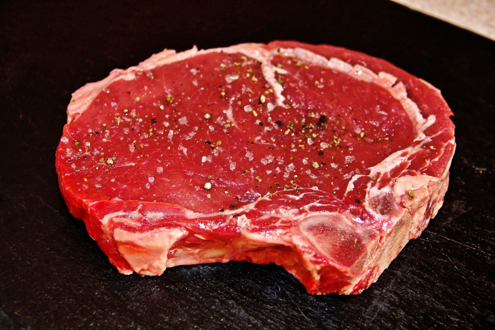 Canon EOS 60D sample photo. Steak, ribeye, meat photography