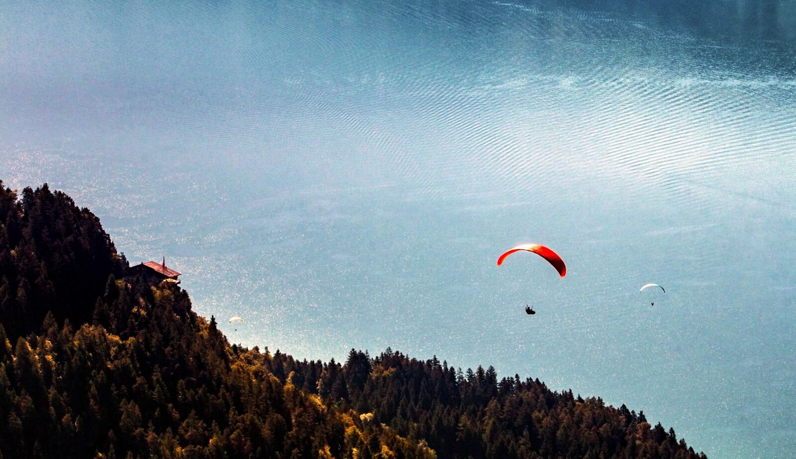 Canon EOS 70D sample photo. Parachute, lake, mountain, extreme photography