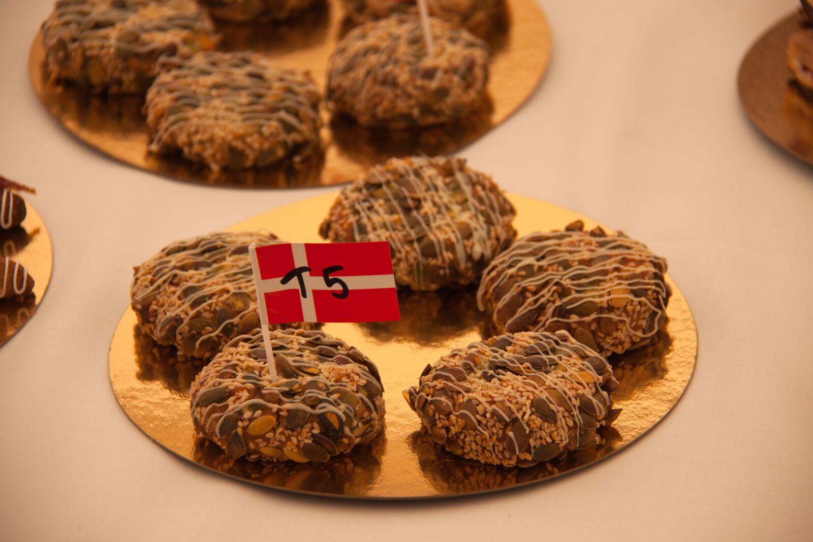 Canon EOS 50D sample photo. Bread, buns, kerneboller photography