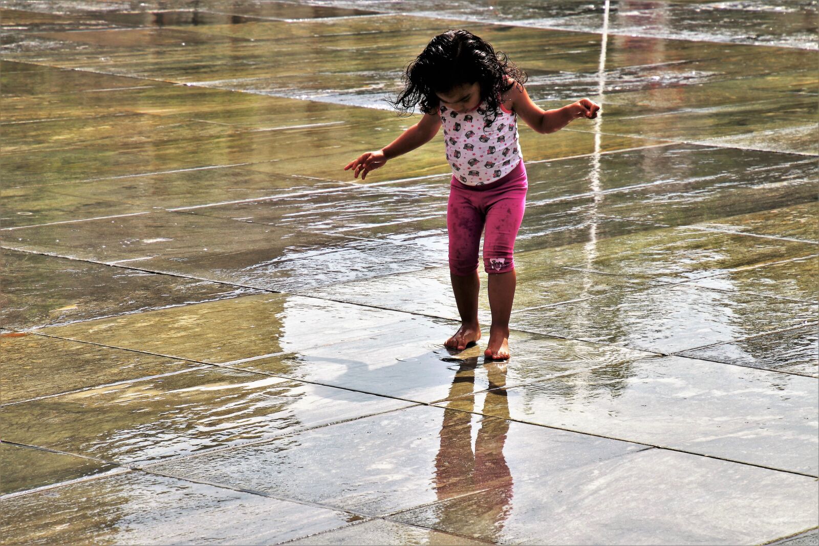Canon EOS 80D sample photo. Child, wet, fun photography