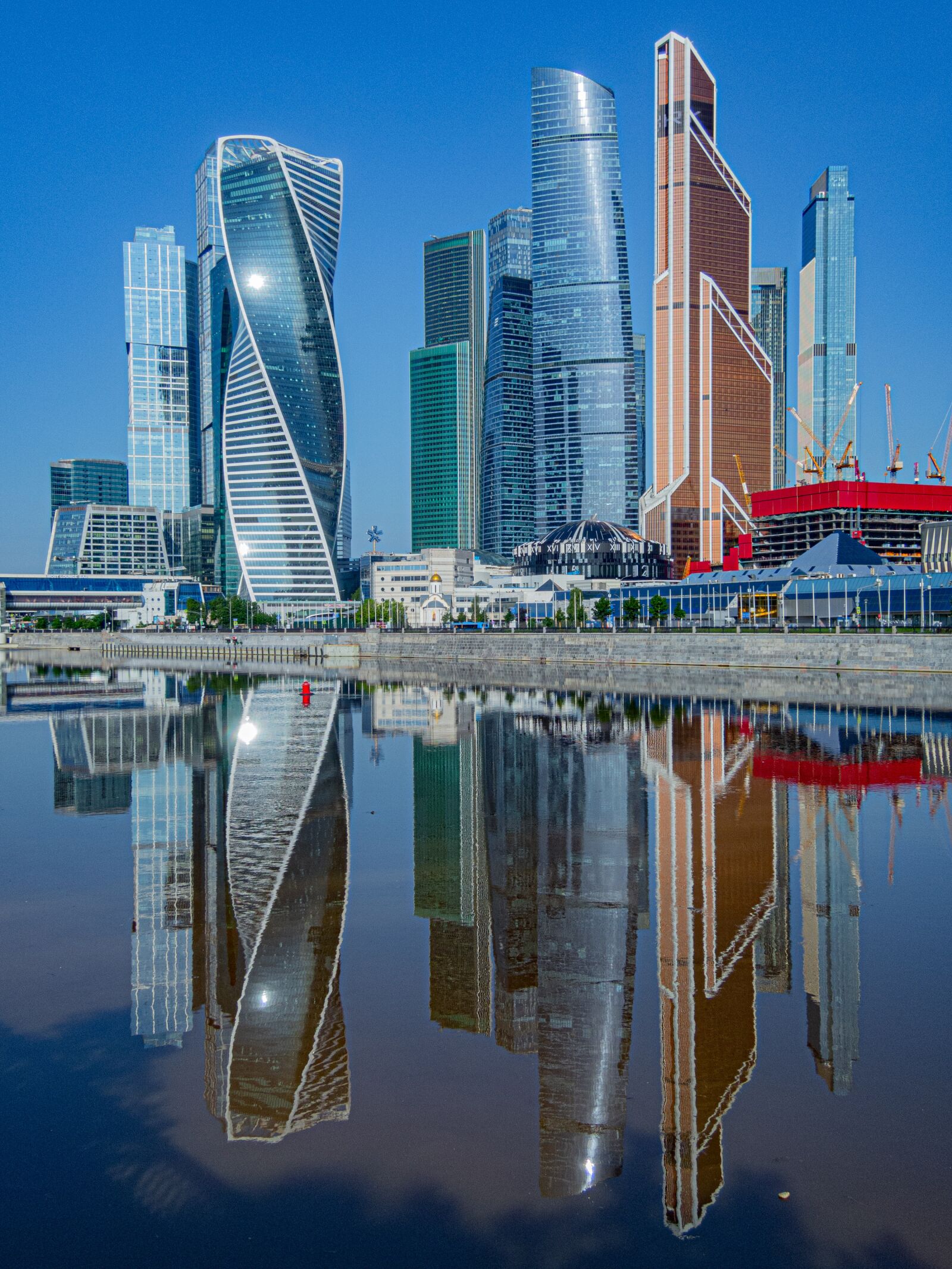 Nikon Coolpix P340 sample photo. Moscow city, reflection, sky photography