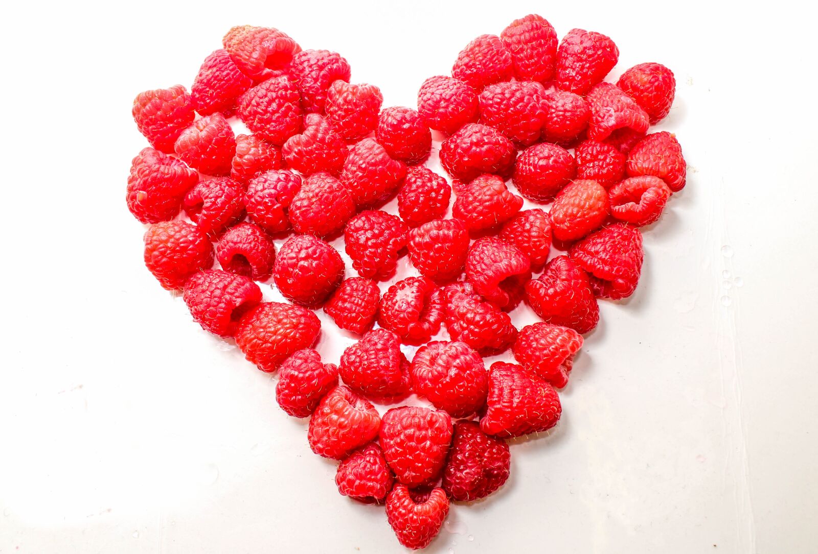 Canon EOS 1200D (EOS Rebel T5 / EOS Kiss X70 / EOS Hi) sample photo. Healthy, raspberry, delicious photography