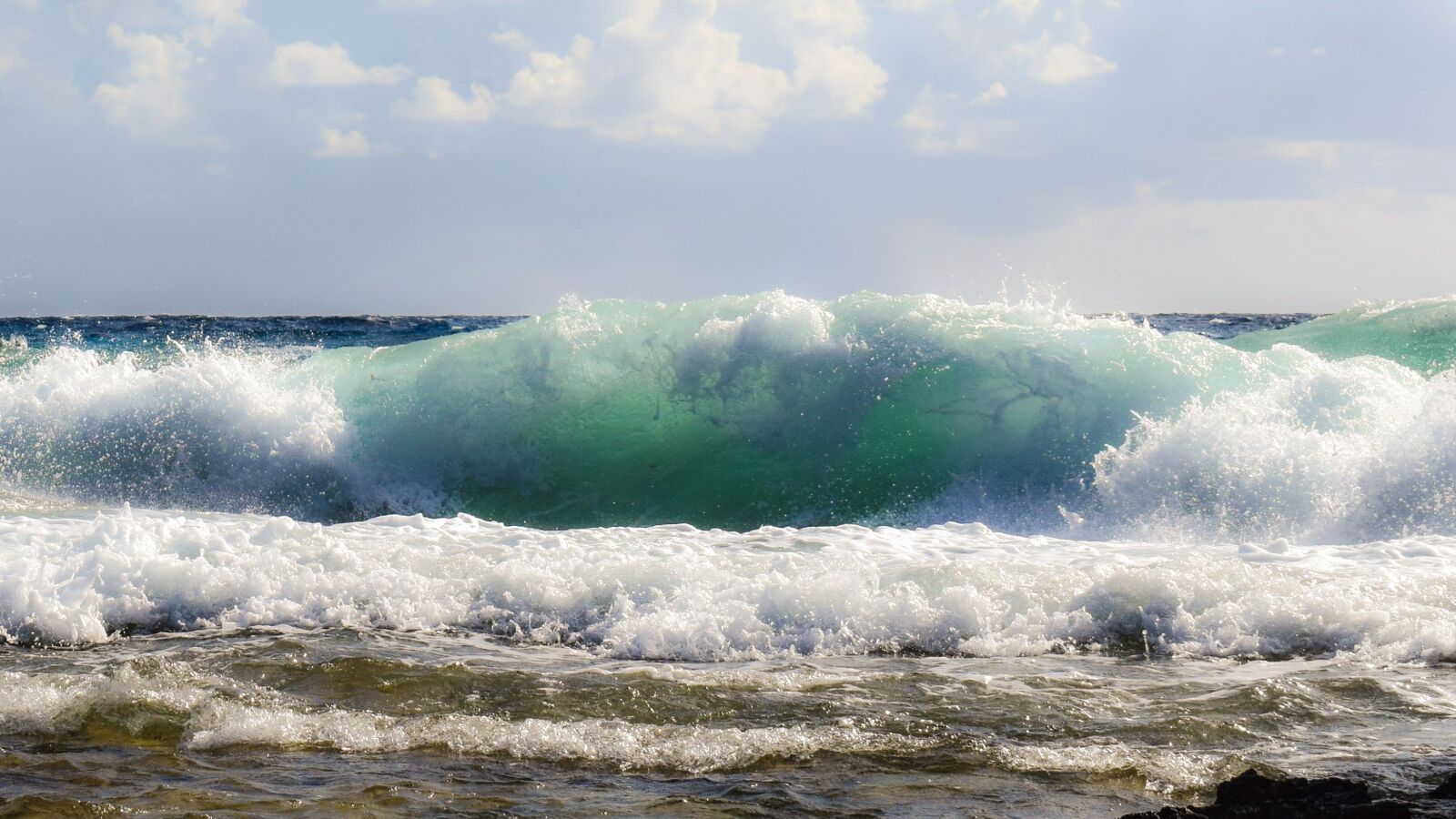 Nikon D3300 sample photo. Wave, crushing, sea photography