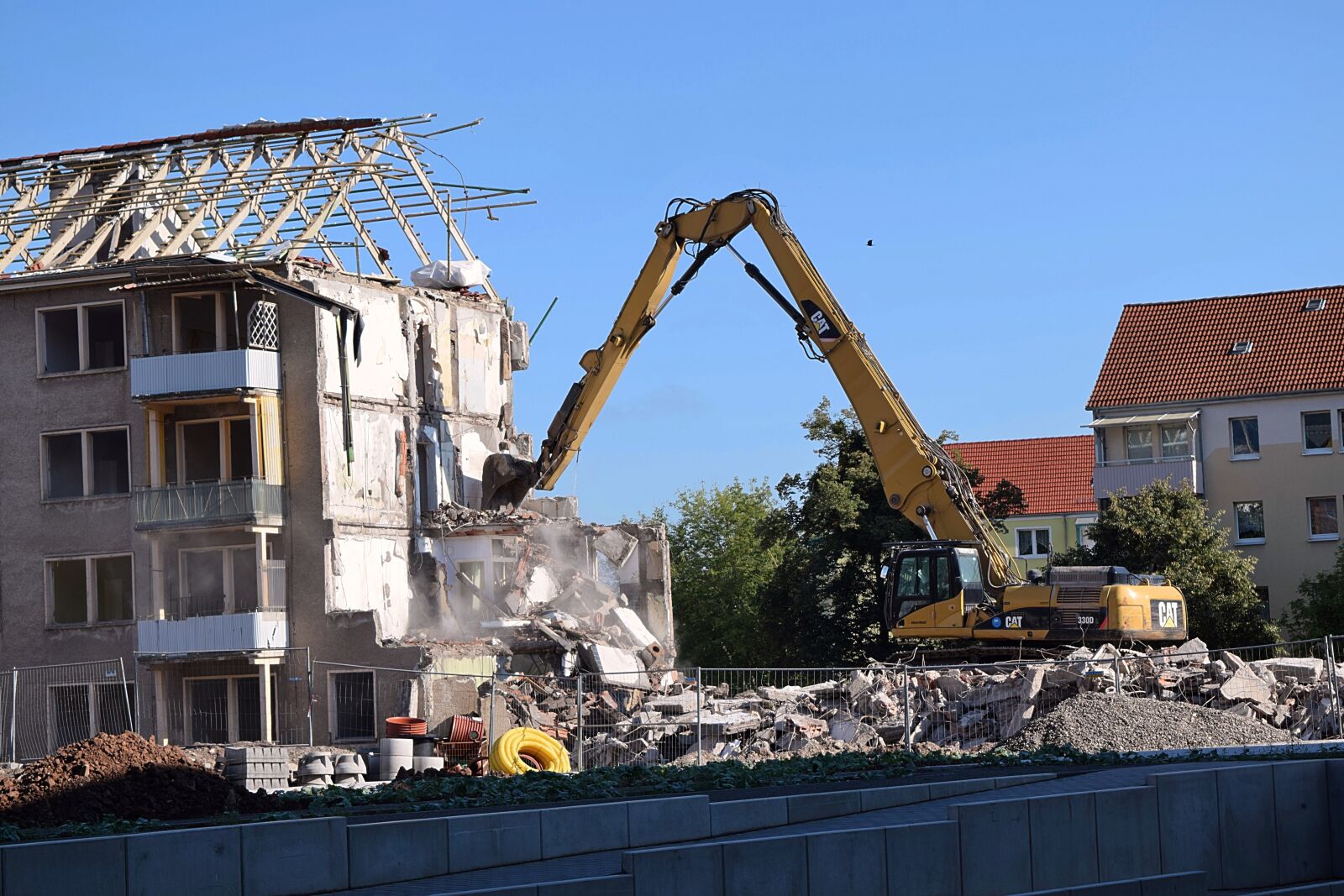Nikon D3300 sample photo. Demolition, excavators, building rubble photography