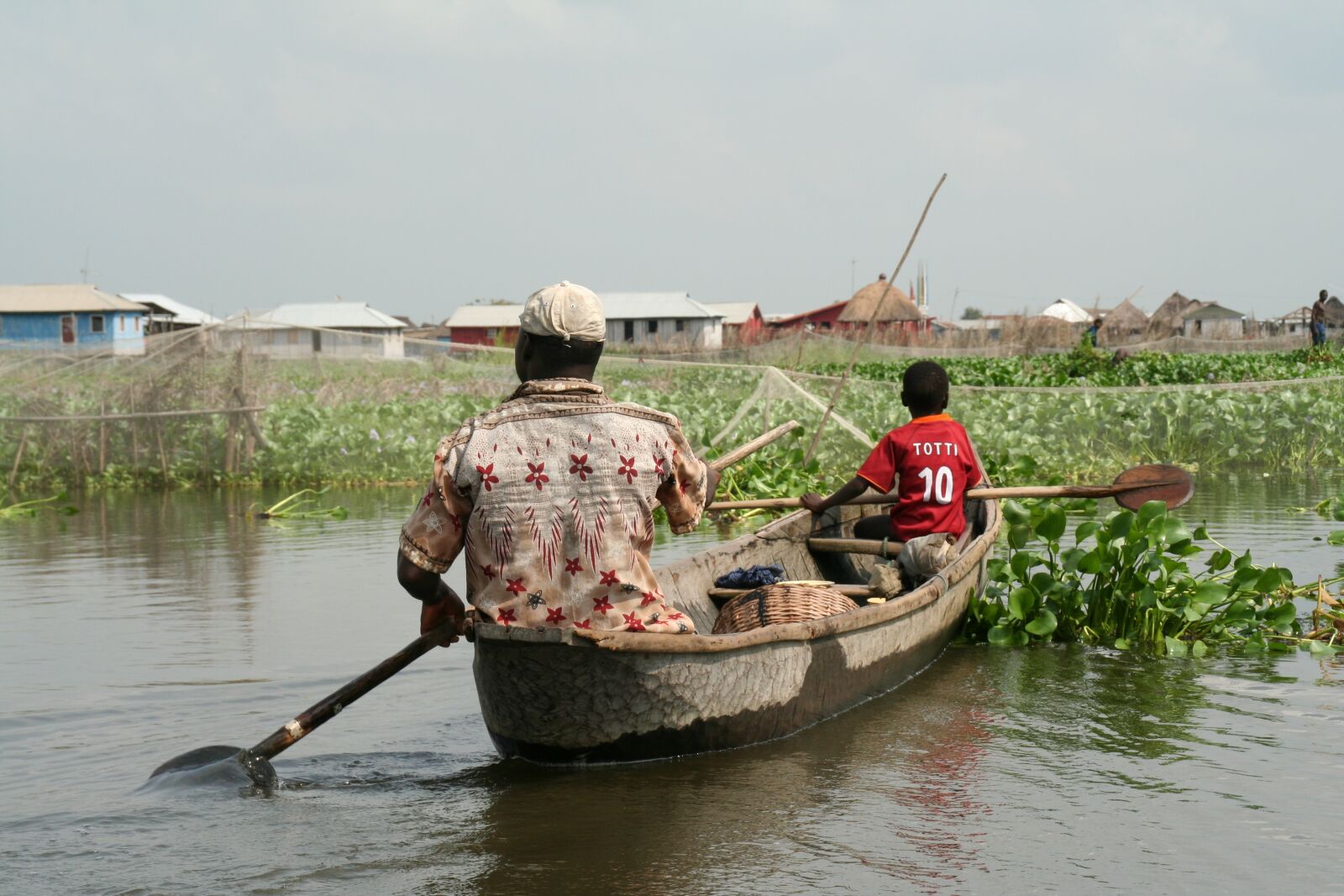 Canon EOS 350D (EOS Digital Rebel XT / EOS Kiss Digital N) sample photo. Waters, fisherman, river photography