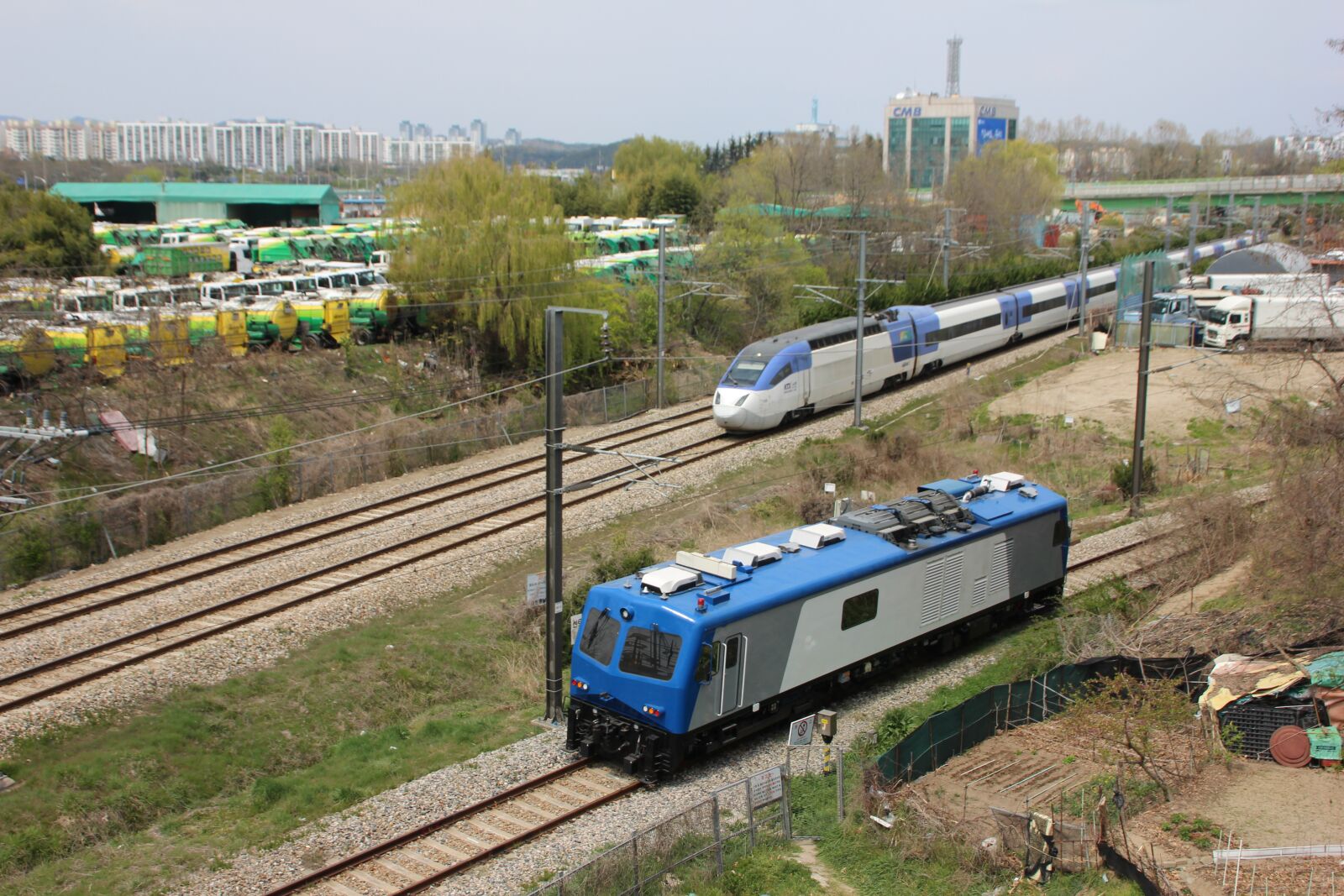 Canon EOS 600D (Rebel EOS T3i / EOS Kiss X5) sample photo. Korea, railway, transportation photography