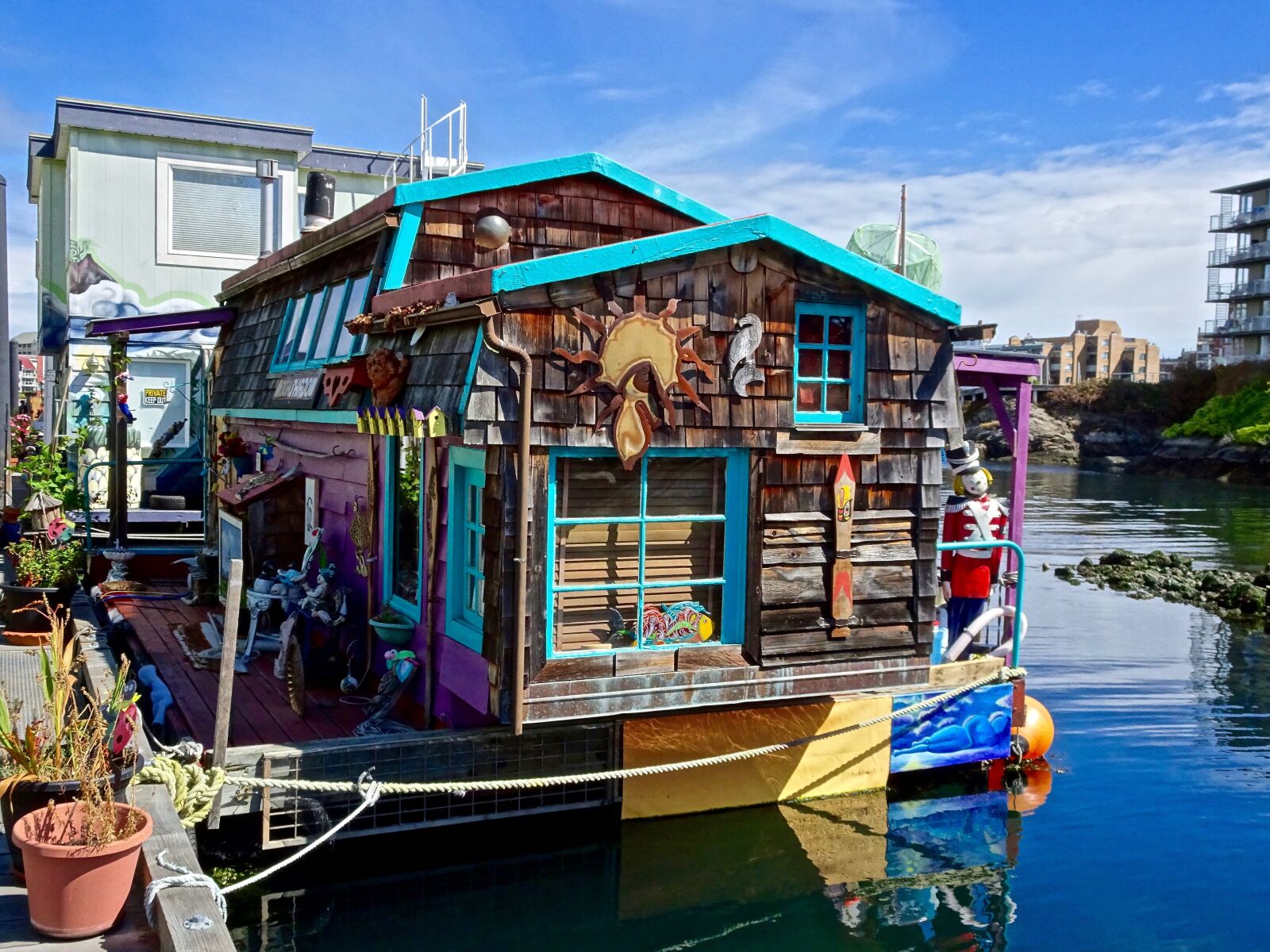 Sony Cyber-shot DSC-HX90V sample photo. Houseboat, victoria, house photography