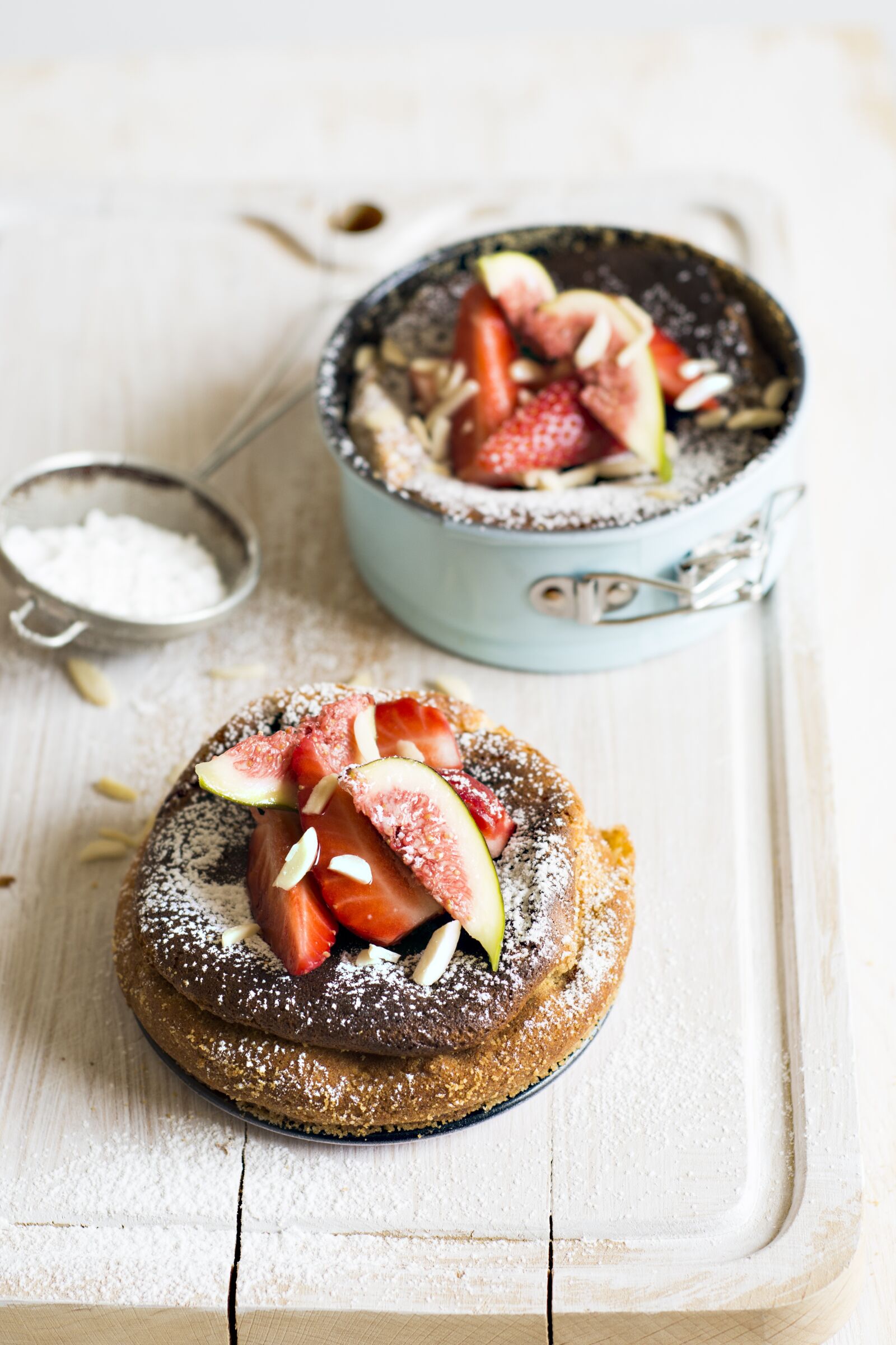 Nikon D7200 sample photo. Eating, cheesecake, sweets photography