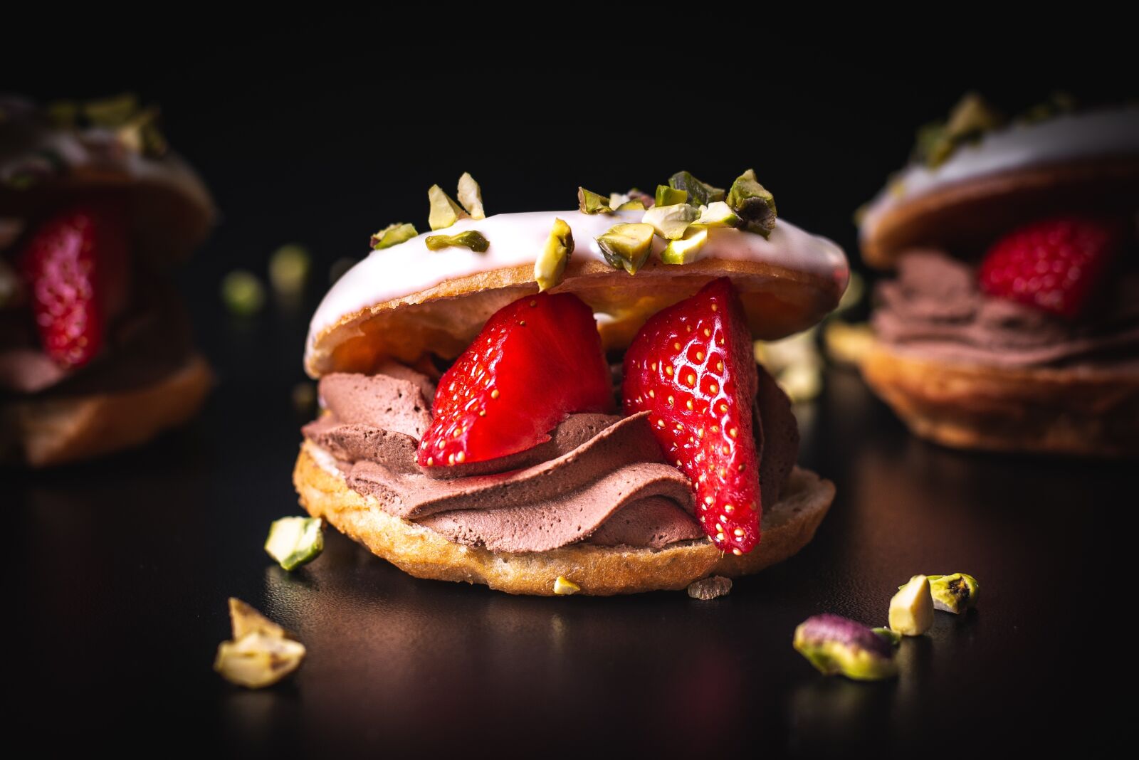 Nikon D610 sample photo. Dessert, wreath, chocolate photography