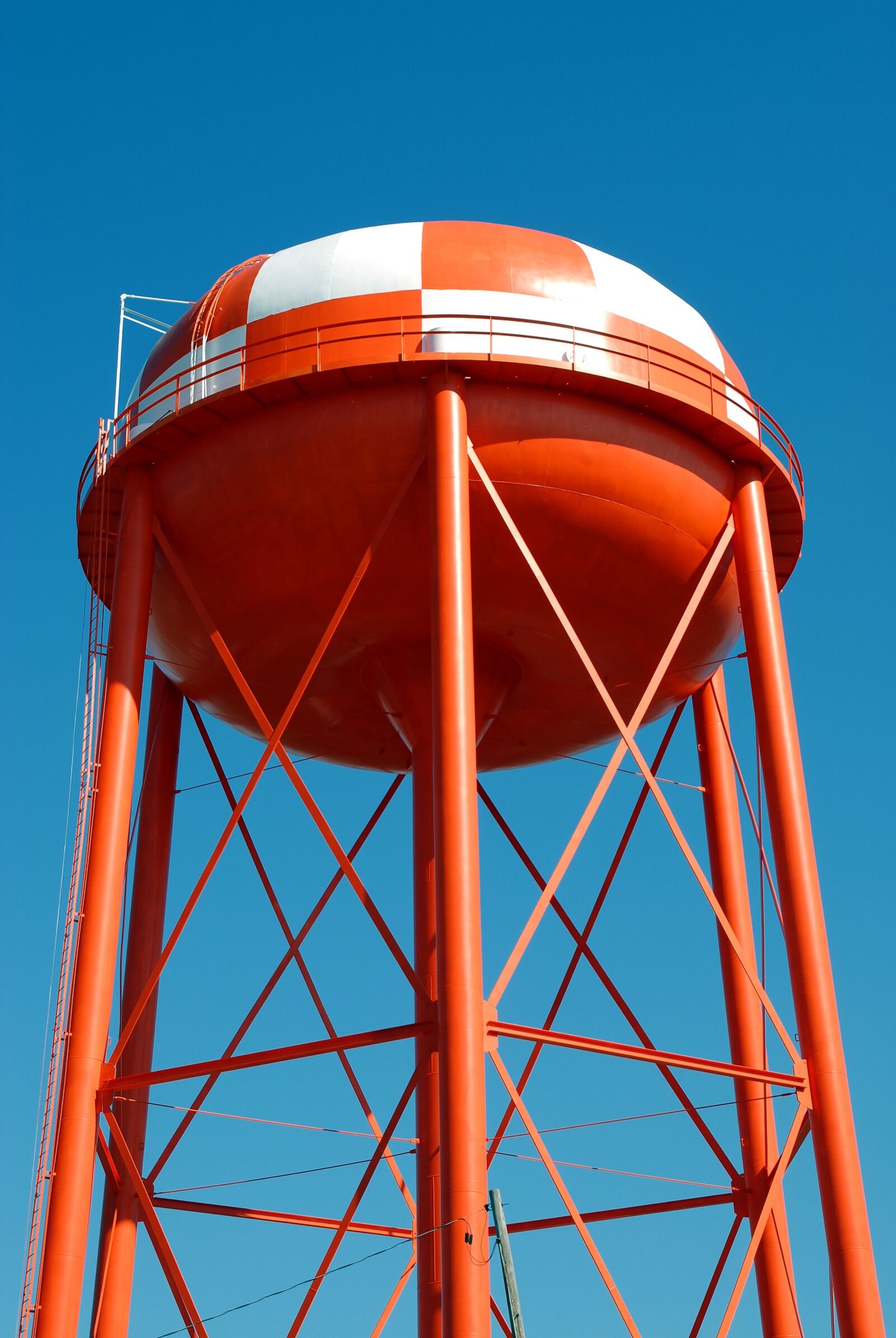 Nikon D200 sample photo. Water tower, structure, tank photography