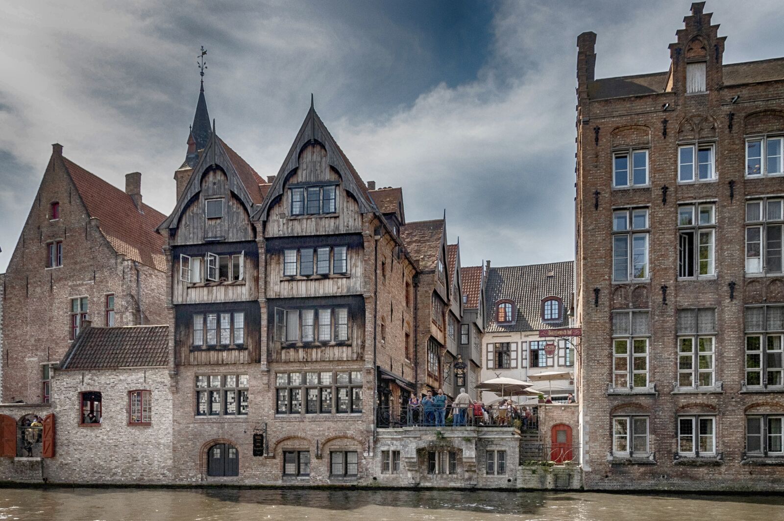 Canon EOS 80D + Canon EF-S 15-85mm F3.5-5.6 IS USM sample photo. Bruges, belgium, historically photography