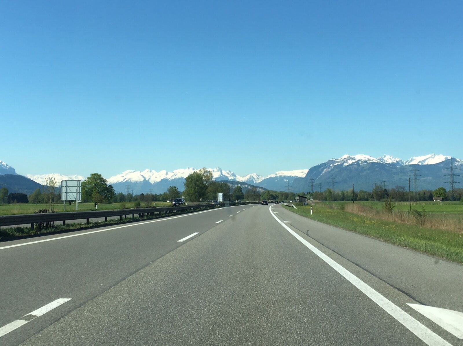 Apple iPhone 6s sample photo. Highway, alpine, road photography
