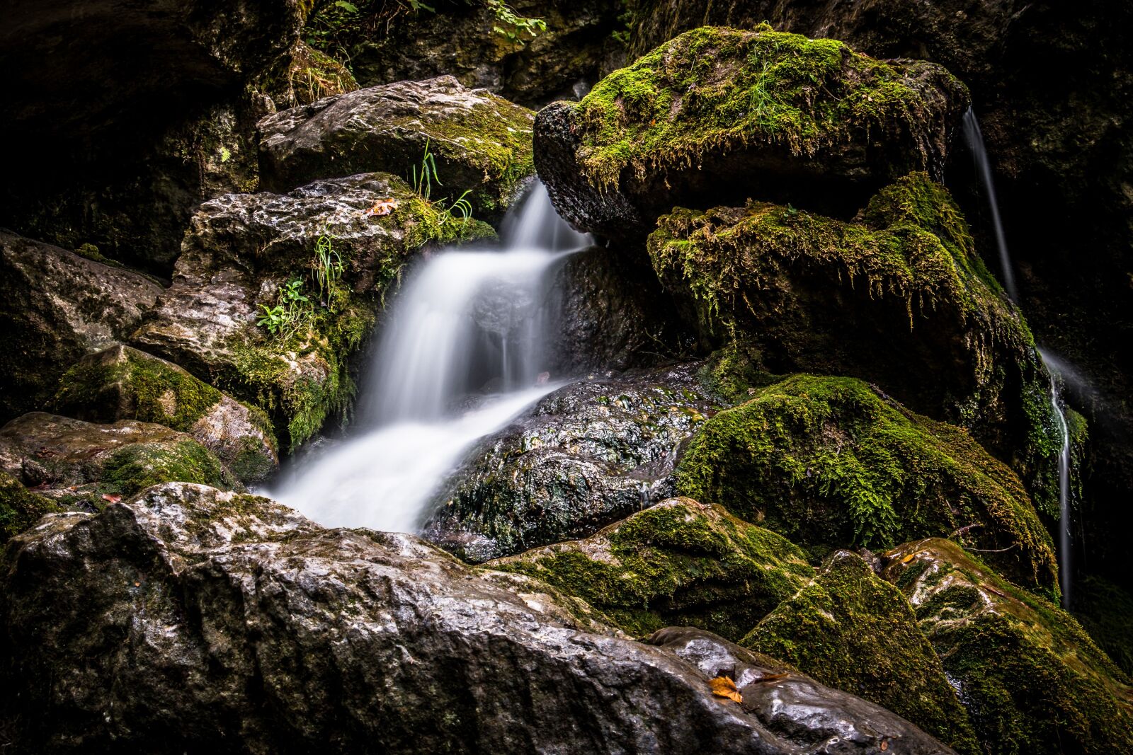 Canon EOS 70D sample photo. Water, waterfall, nature photography
