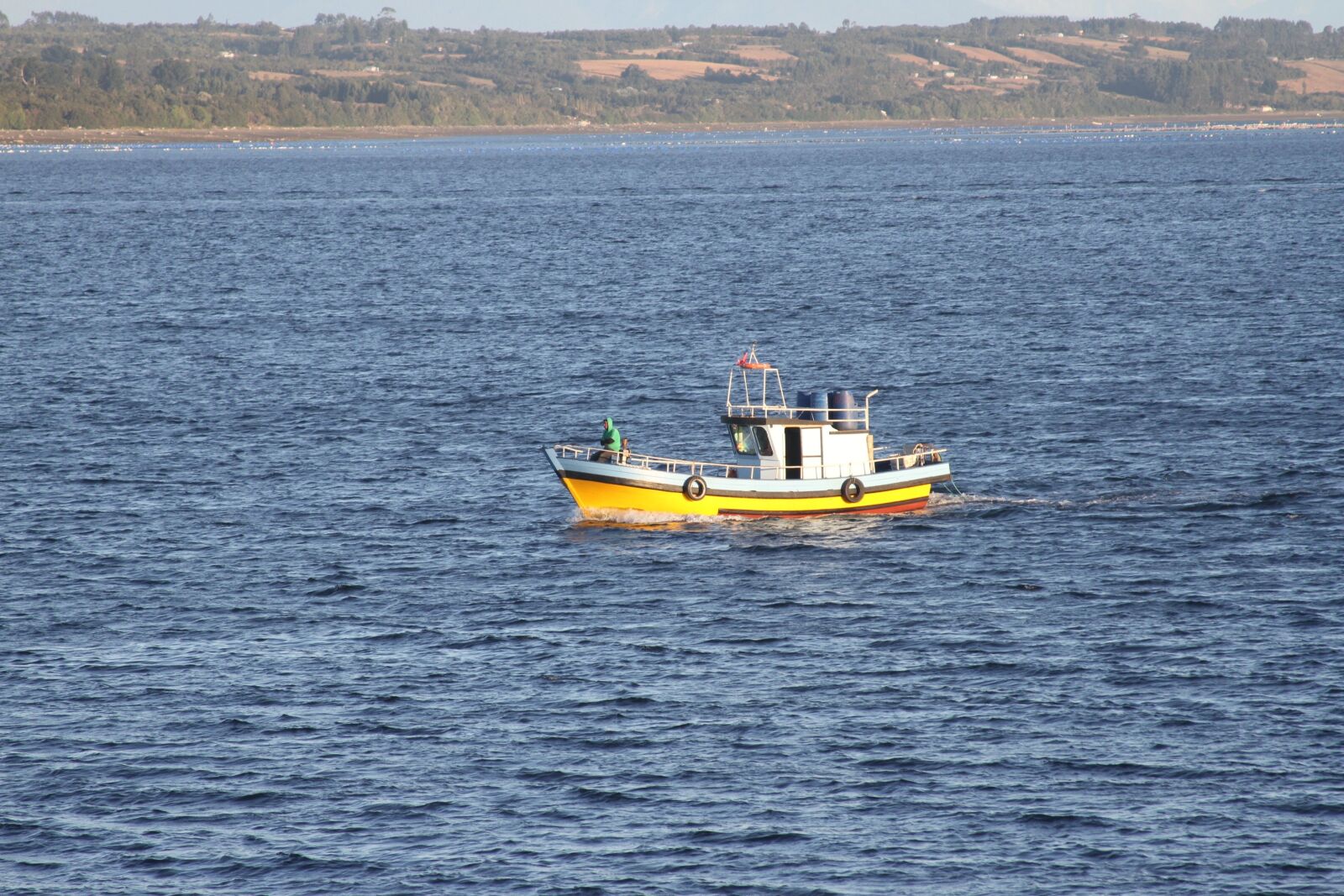 Canon EF 28-135mm F3.5-5.6 IS USM sample photo. Boat, artisanal fisheries, southern photography