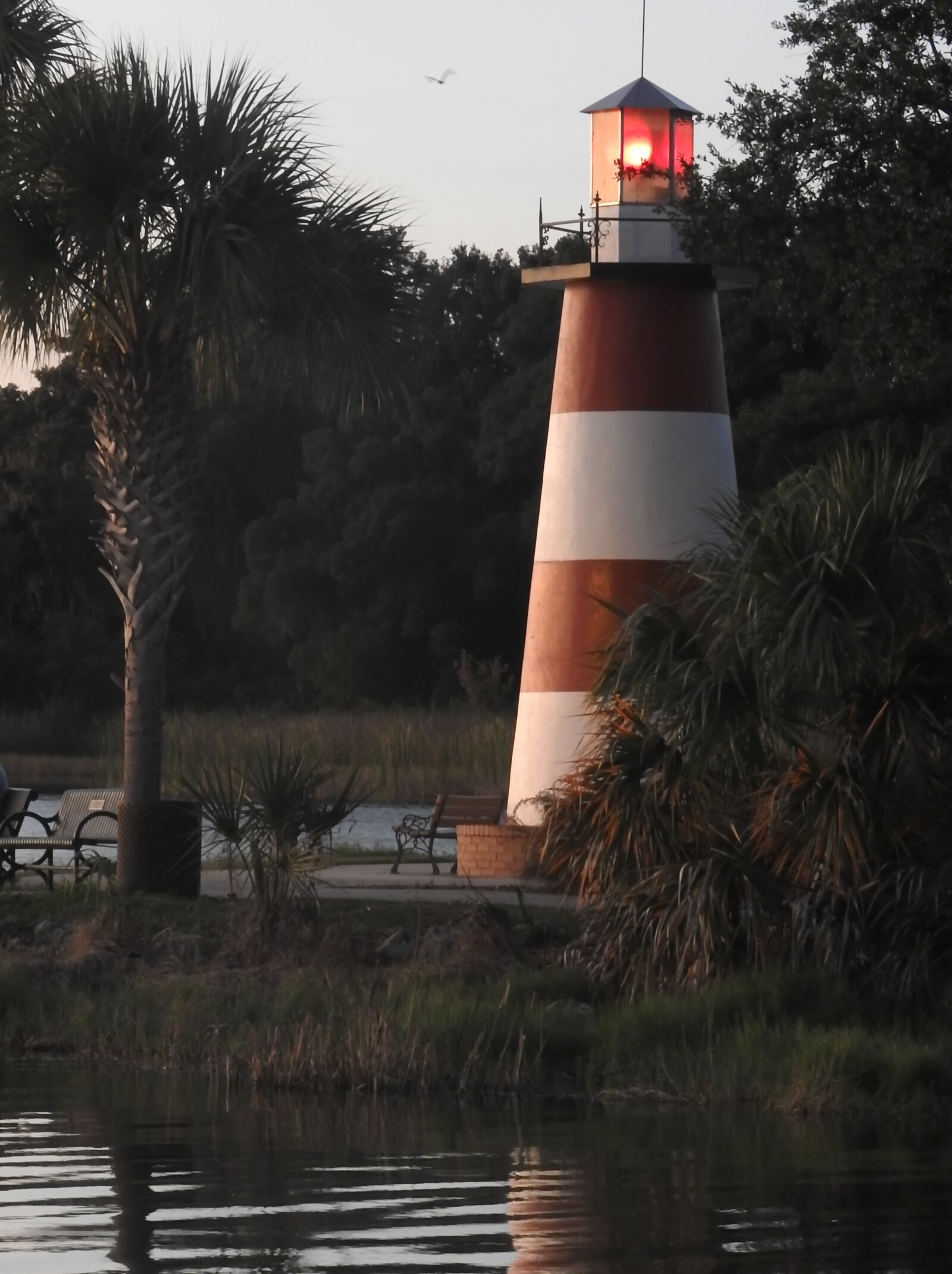 Nikon Coolpix P900 sample photo. Lighthouse, lake, florida photography