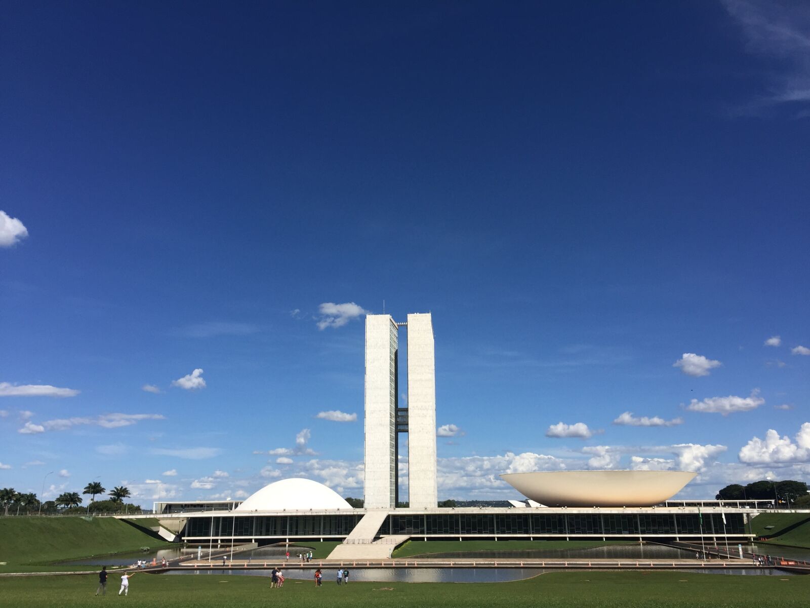 iPhone 6 Plus back camera 4.15mm f/2.2 sample photo. Brasilia, capital, plateau photography