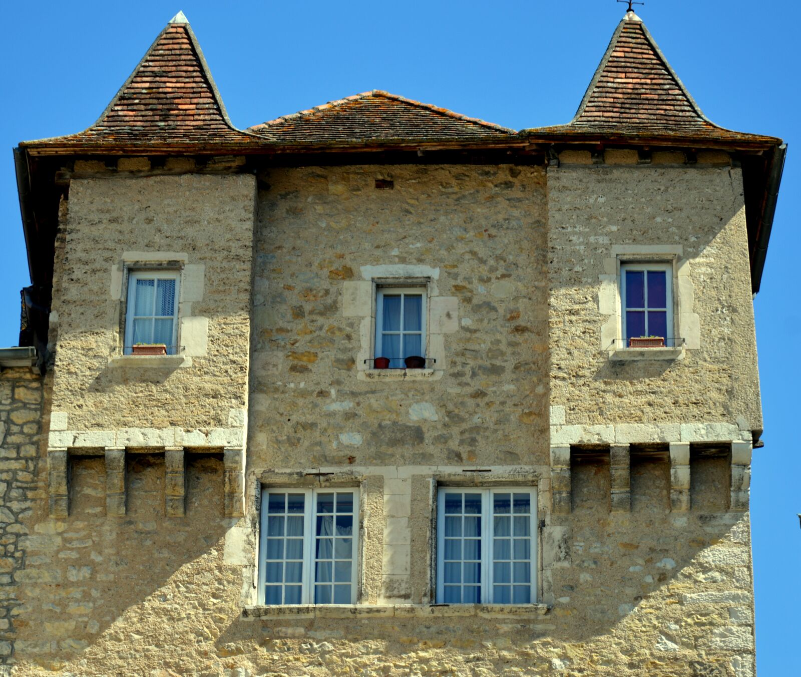 Nikon D3200 sample photo. House, windows, old house photography